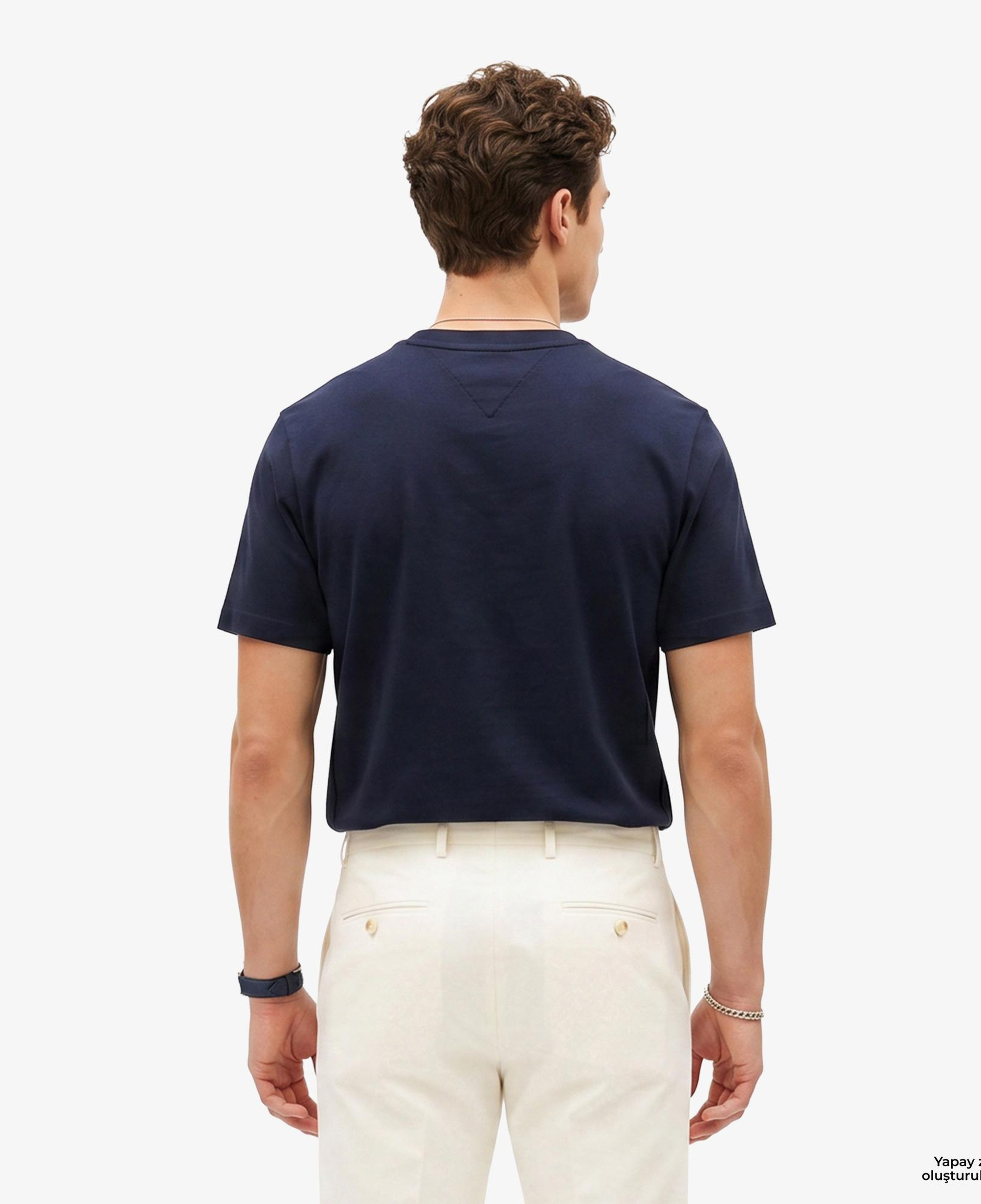 Tommy Hilfiger Brand Love Erkek Lacivert T-Shirt