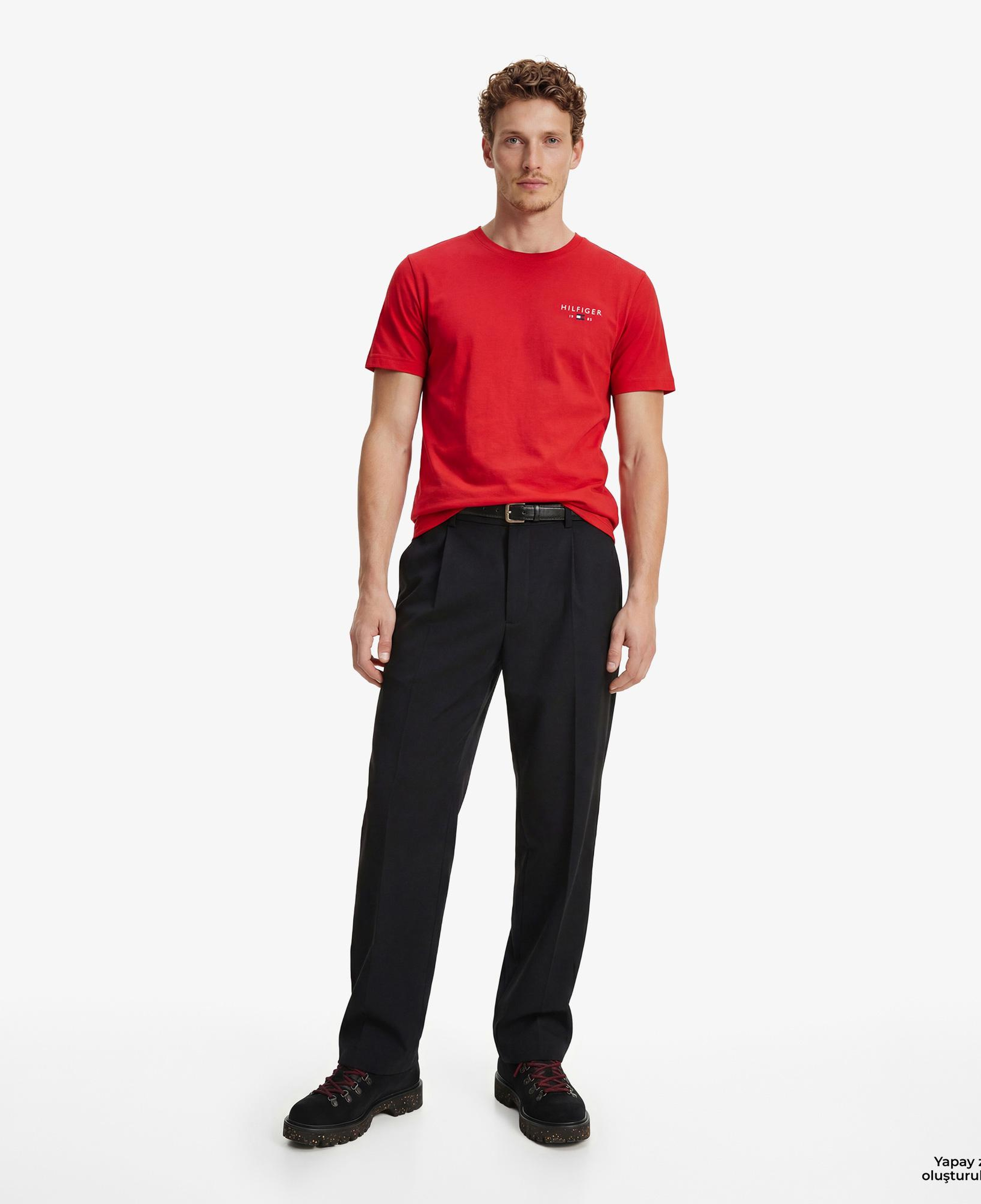 Tommy Hilfiger Brand Love Graphic Erkek Kırmızı T-Shirt
