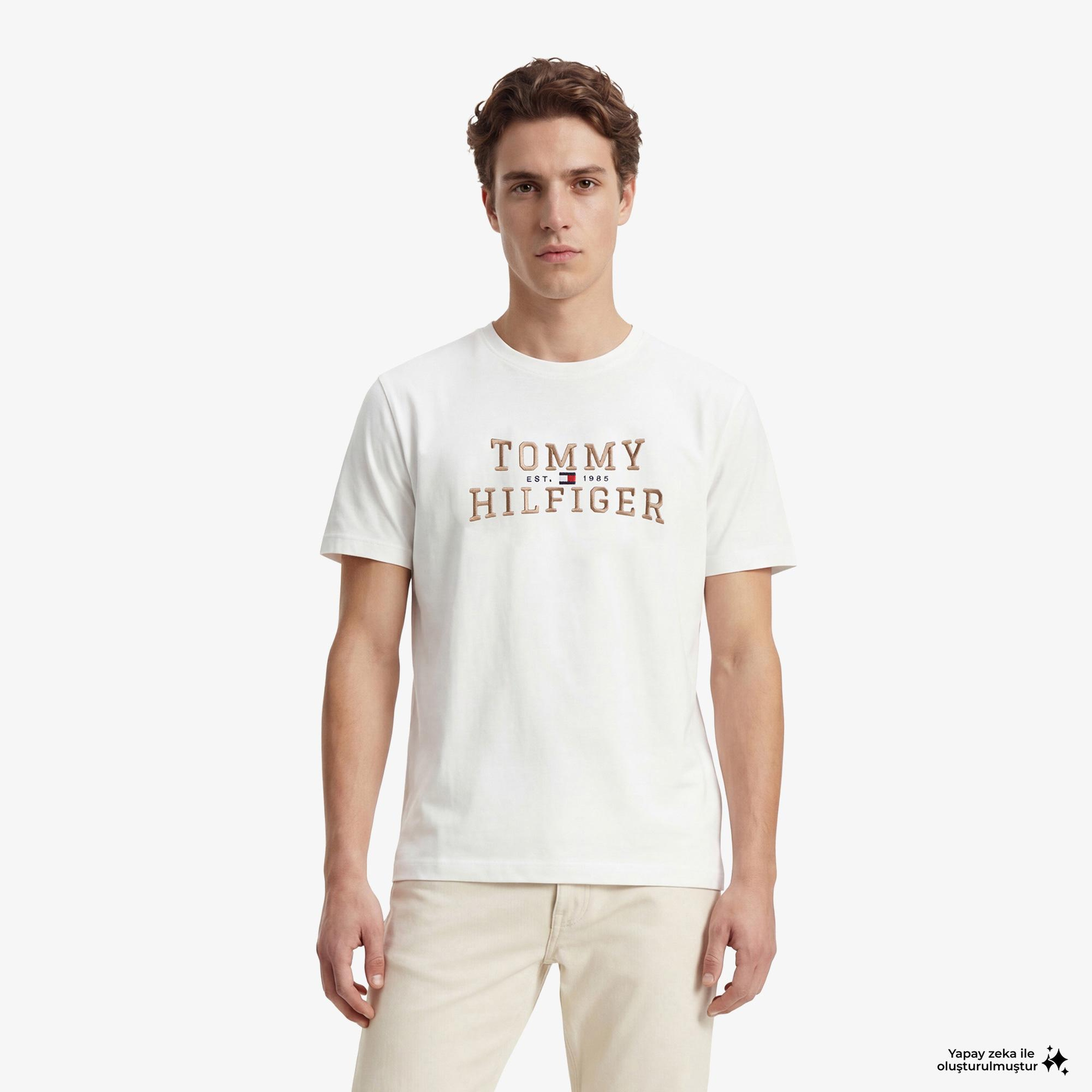 Tommy Hilfiger Brand Love Graphic Erkek Beyaz T-Shirt