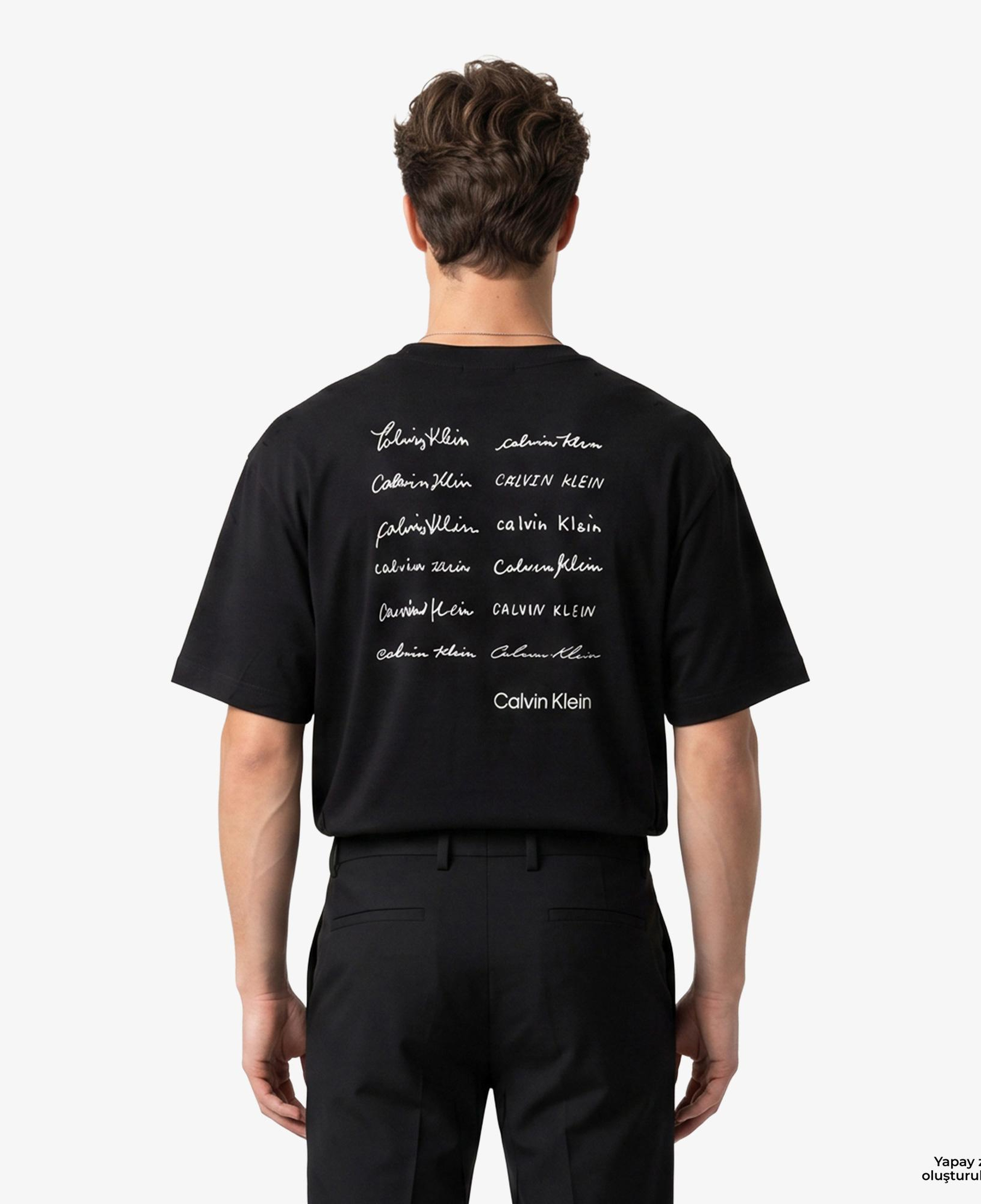 Calvin Klein April Graphic Seasonal Erkek Siyah T-Shirt