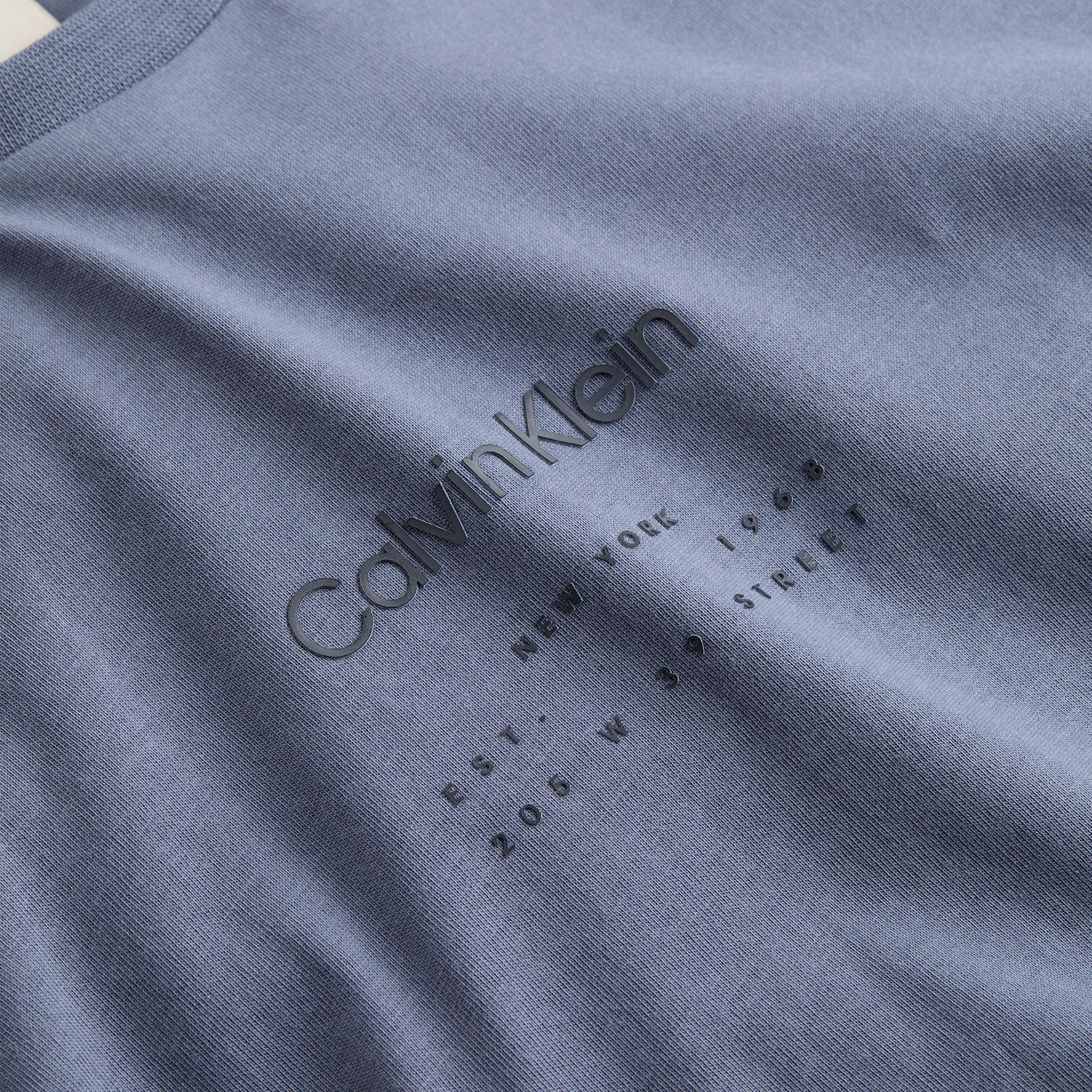 Calvin Klein Raised Editorial Logo Erkek Mavi T-Shirt