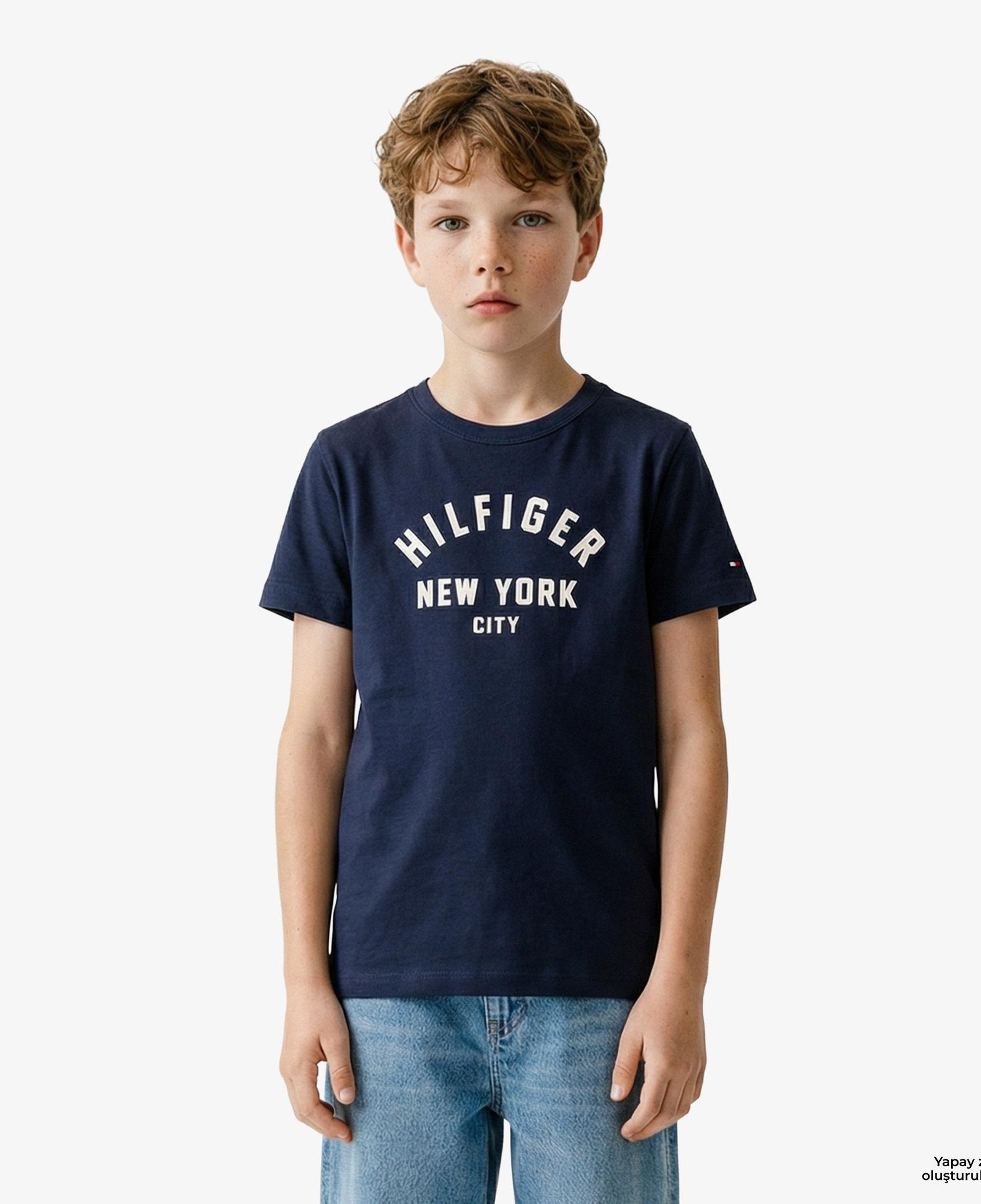 Tommy Hilfiger Curved Graphic Çocuk Lacivert T-Shirt