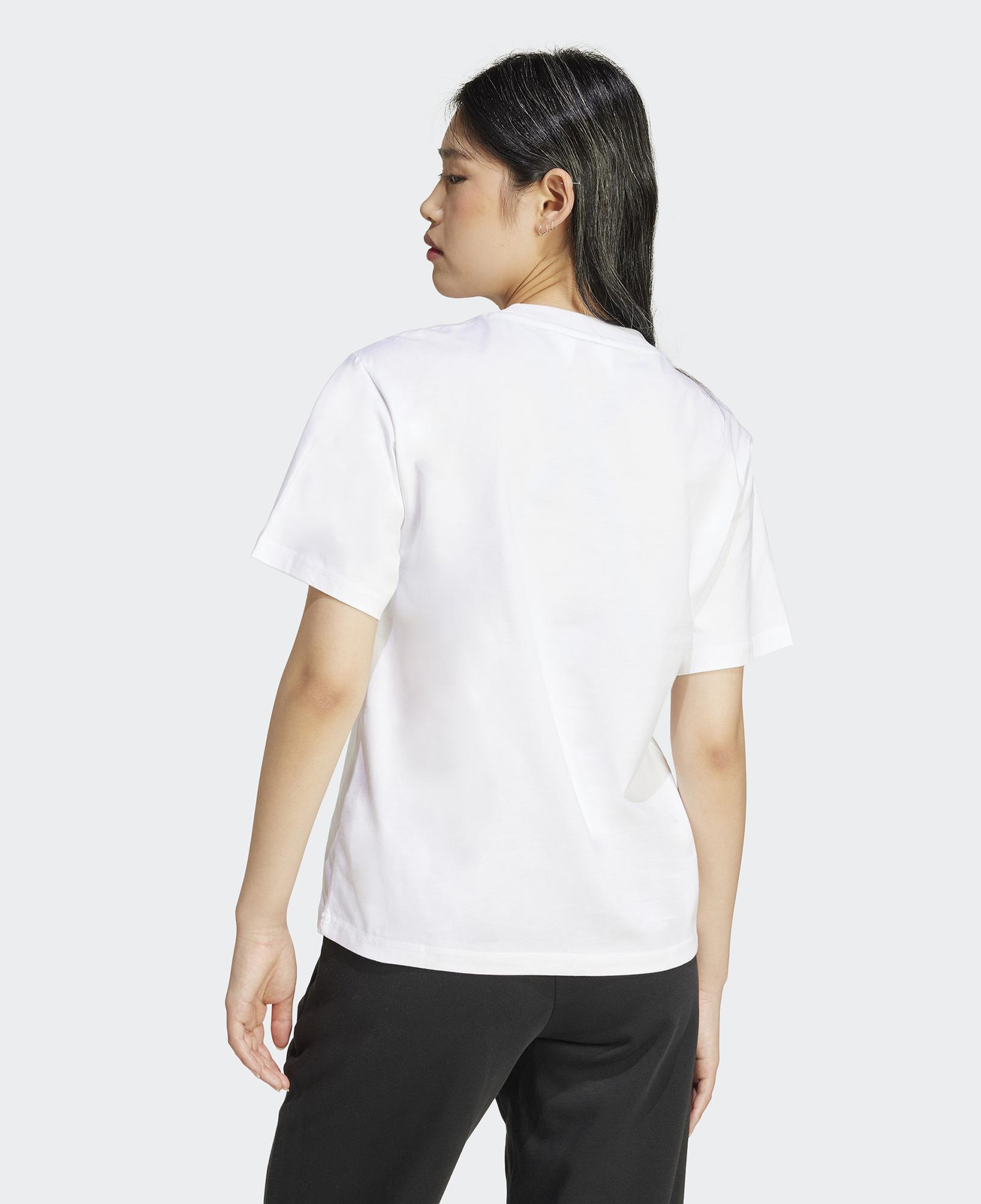 adidas Essentials Small Logo Cotton Kadın Beyaz T-Shirt
