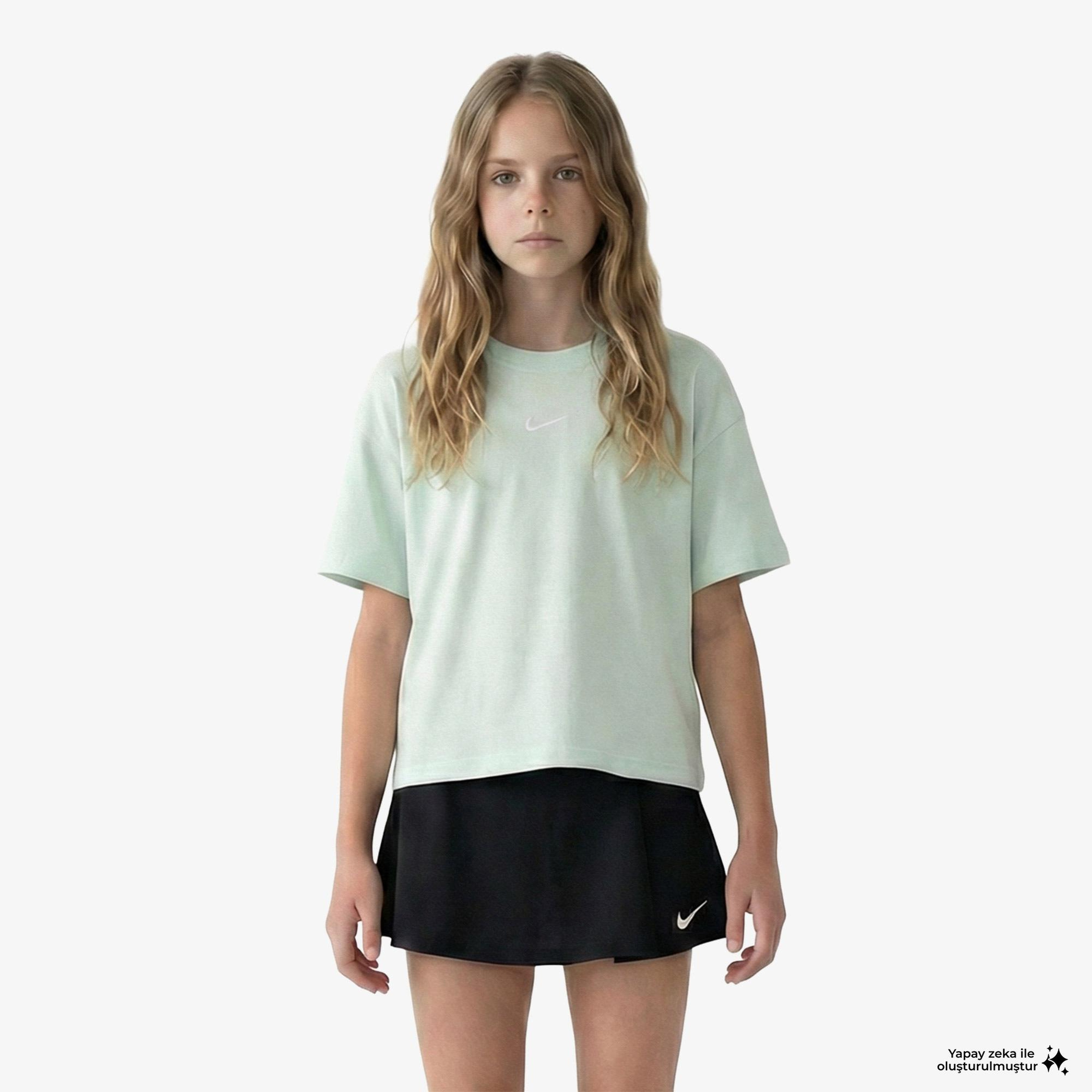 Nike Sportswear Essential Çocuk Yeşil T-Shirt