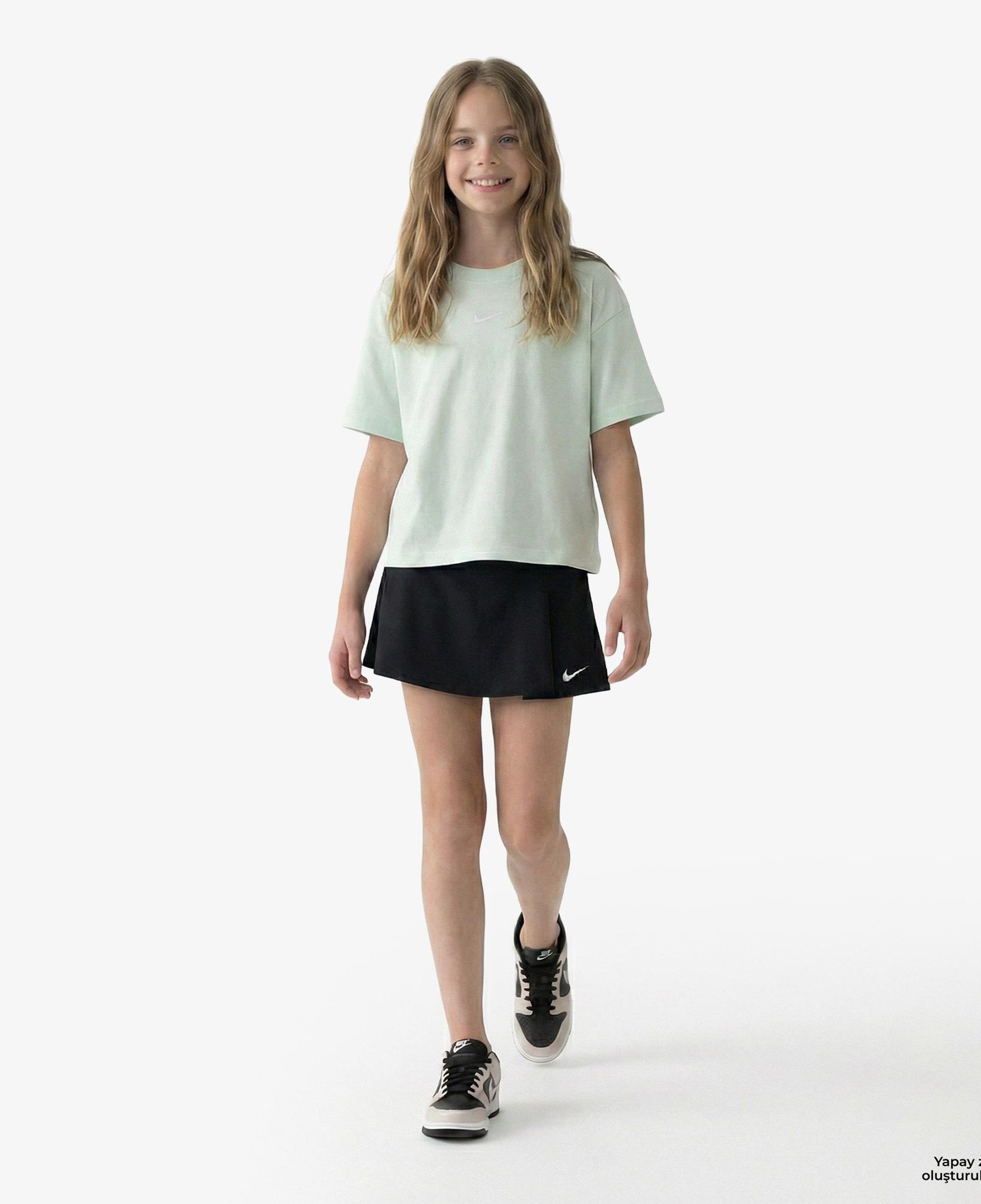 Nike Sportswear Essential Çocuk Yeşil T-Shirt