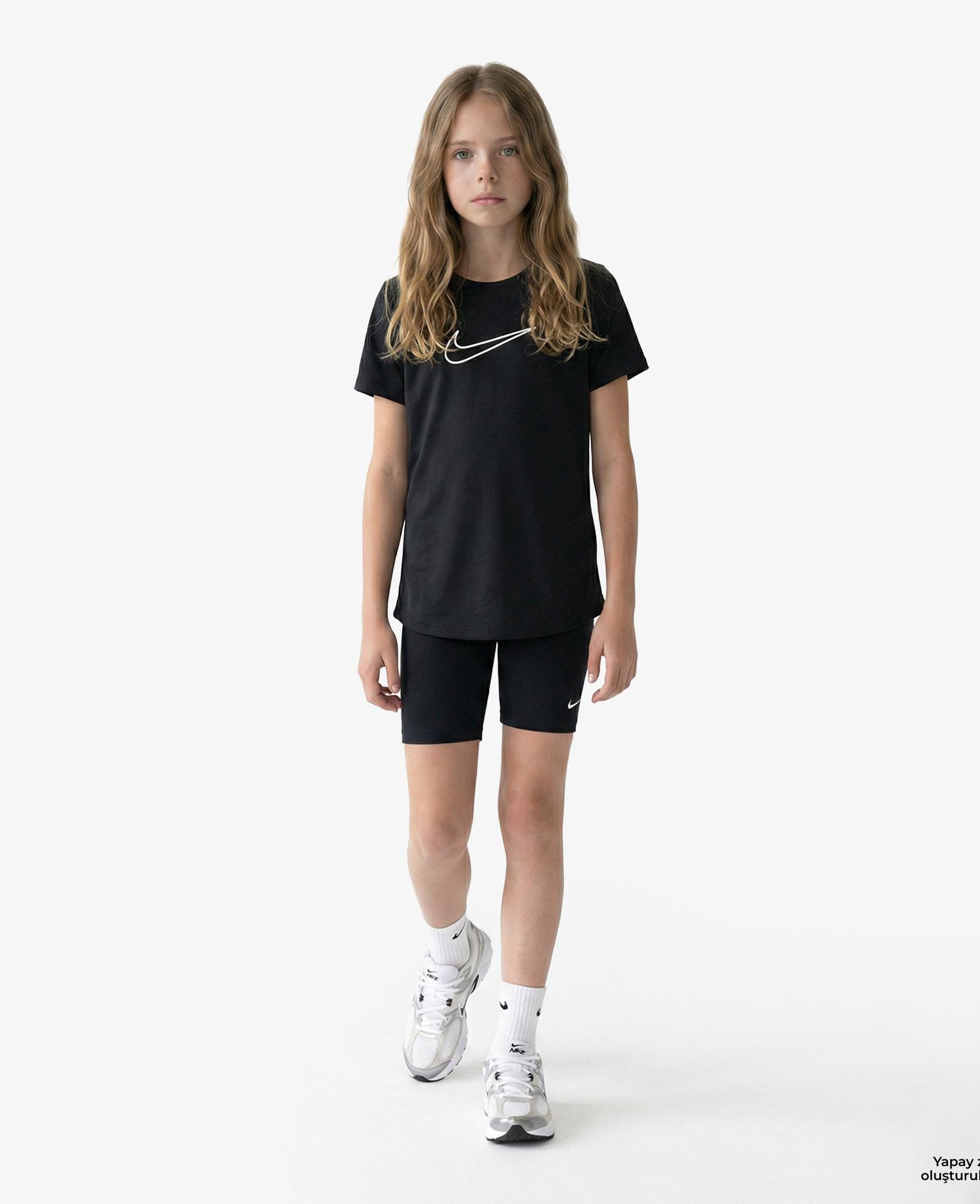 Nike Dri-Fit One Fitted Çocuk Siyah T-Shirt