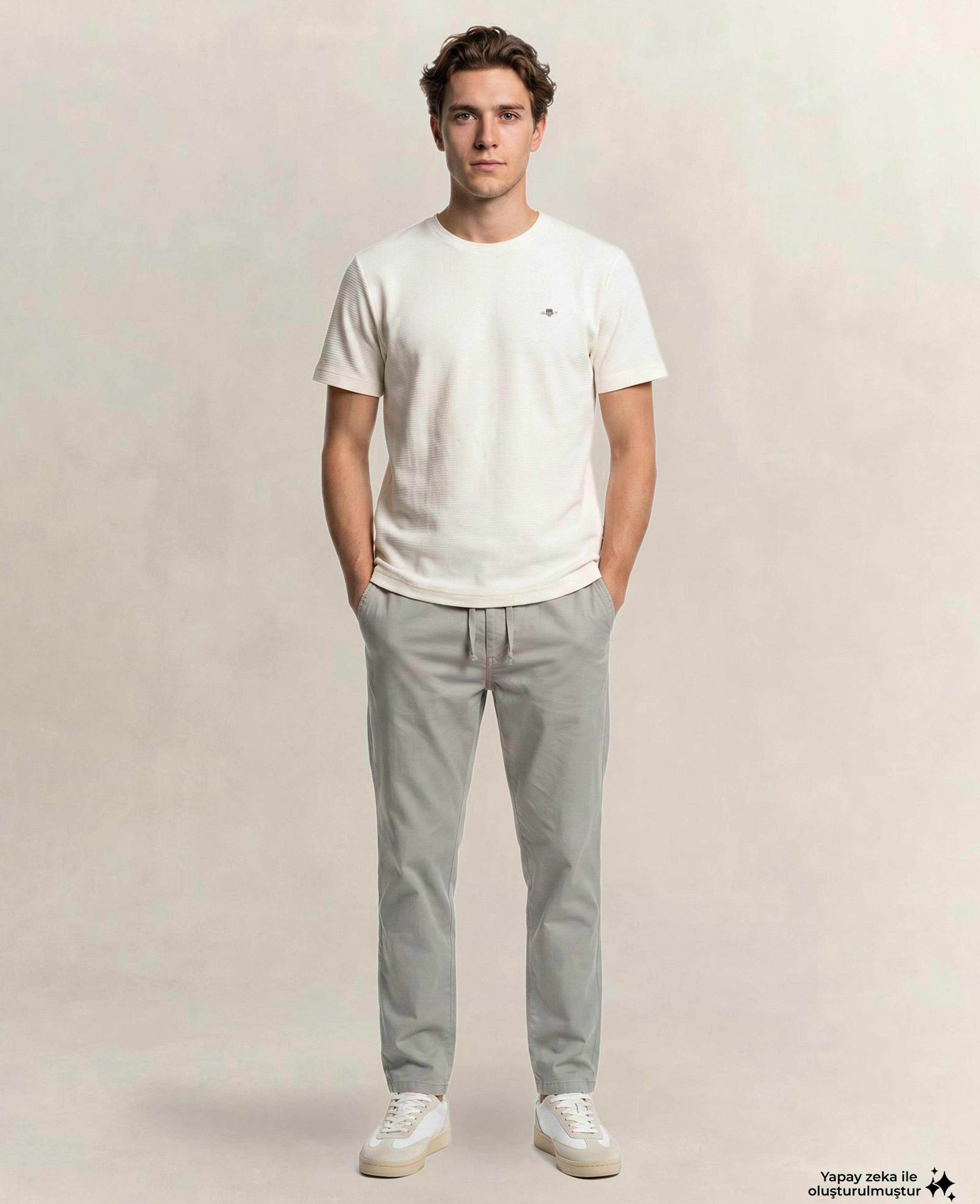GANT Erkek Beyaz Bisiklet Yaka Regular Fit Logolu T-Shirt