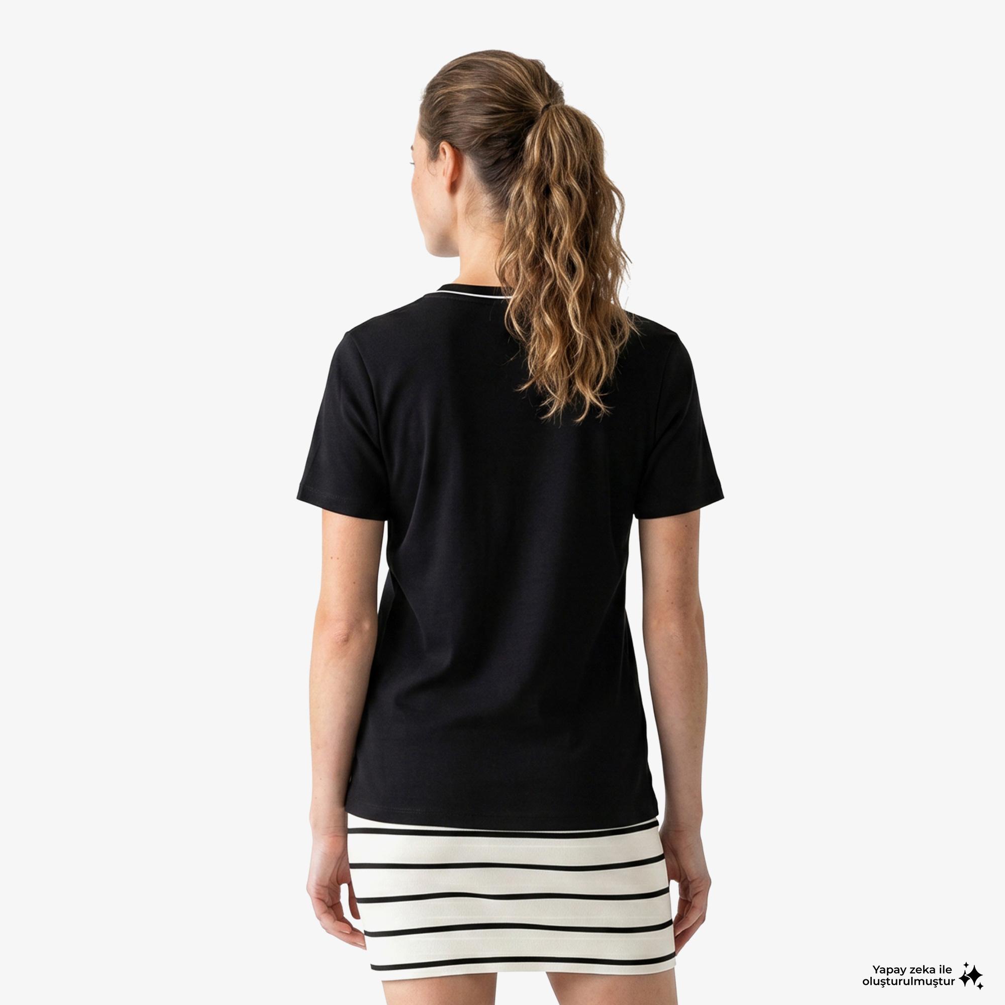 Nautica Kadın Siyah Slim Fit T-Shirt