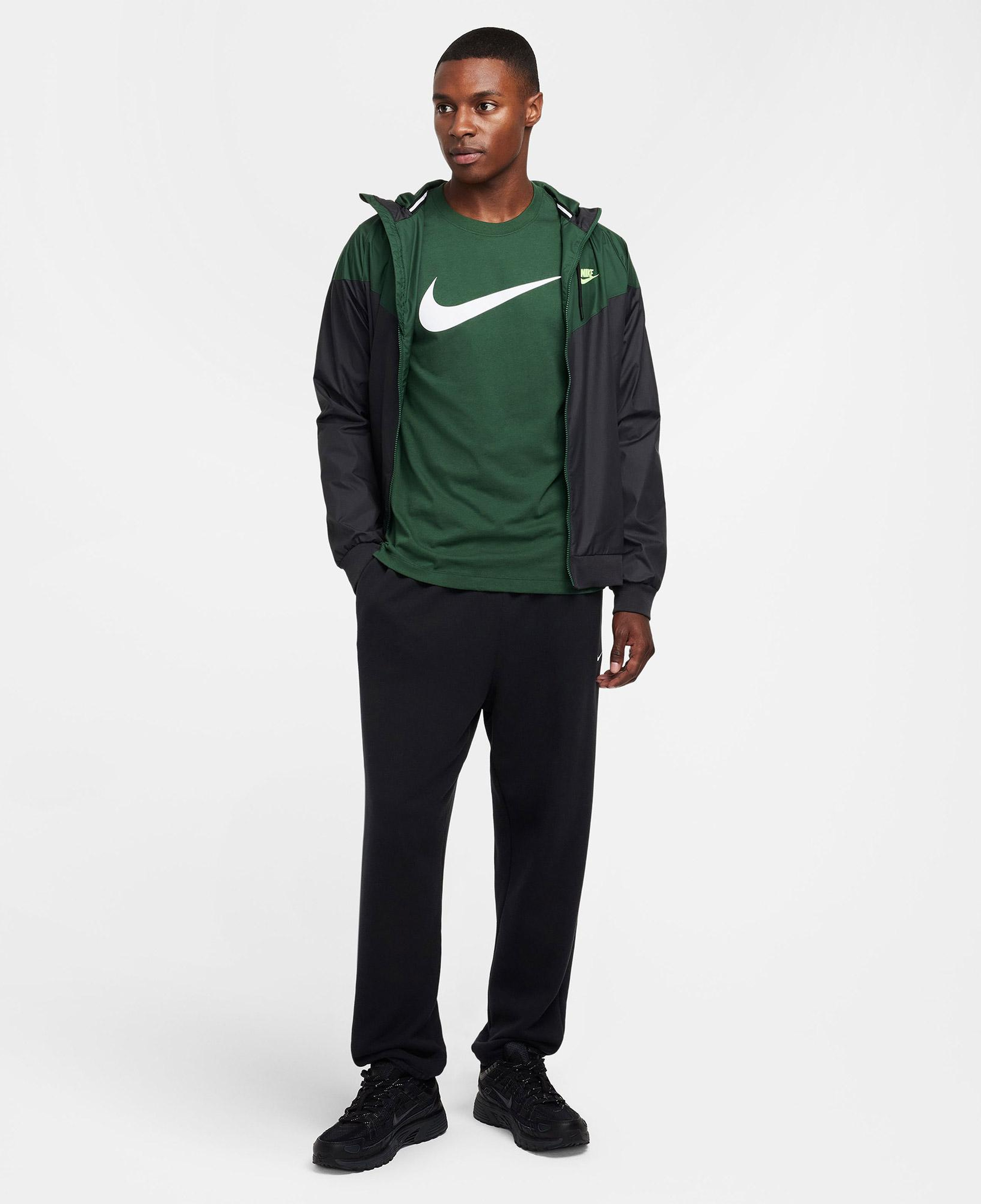 Nike Sportswear Swoosh Erkek Yeşil T-Shirt