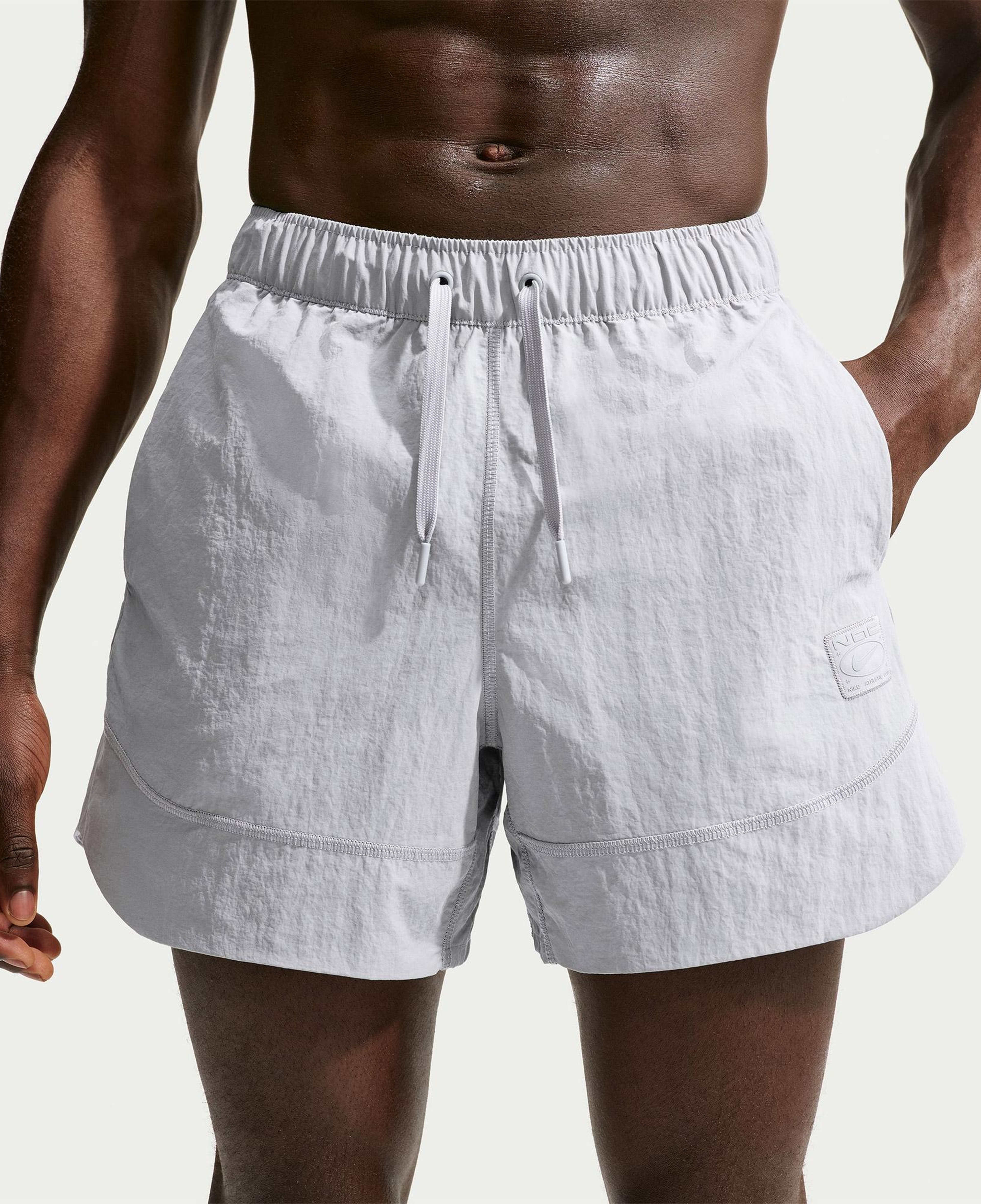 Nike N.A.C. Dri-Fit Woven Erkek Gri Şort