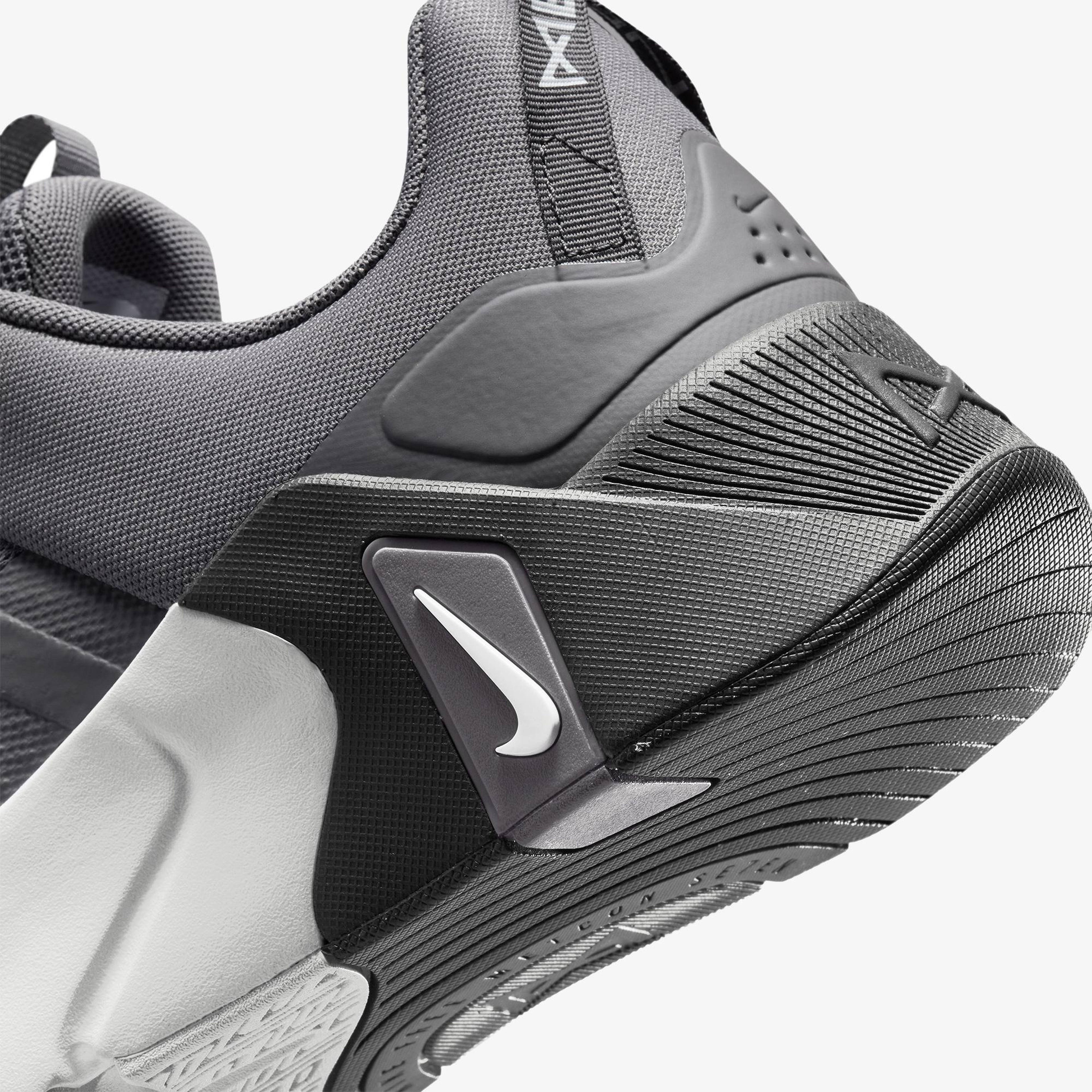 Nike Free Metcon 7 Erkek Gri Spor Ayakkabı