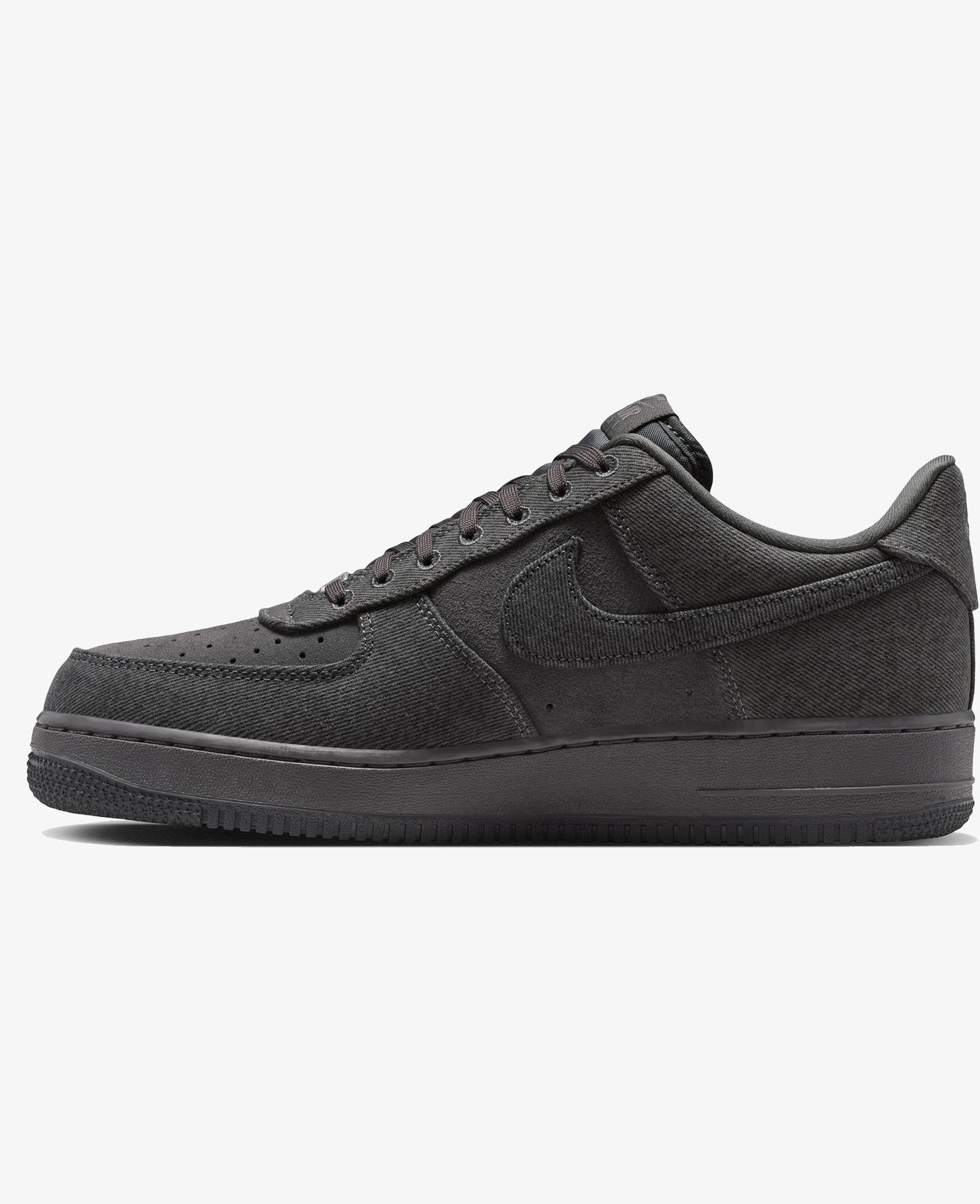 Nike Air Force 1 '07 LV8 Erkek Siyah Spor Ayakkabı