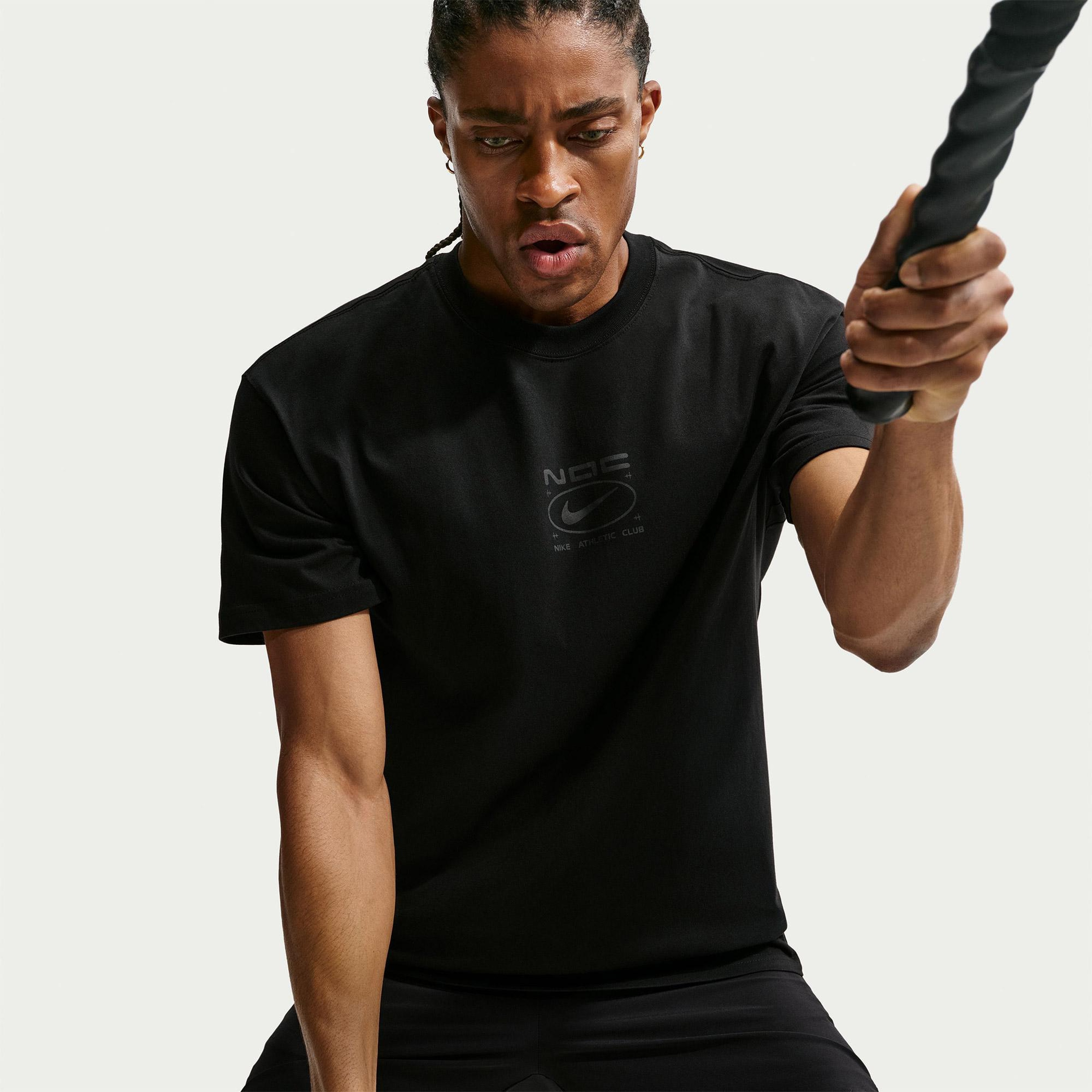 Nike N.A.C. Erkek Siyah T-Shirt