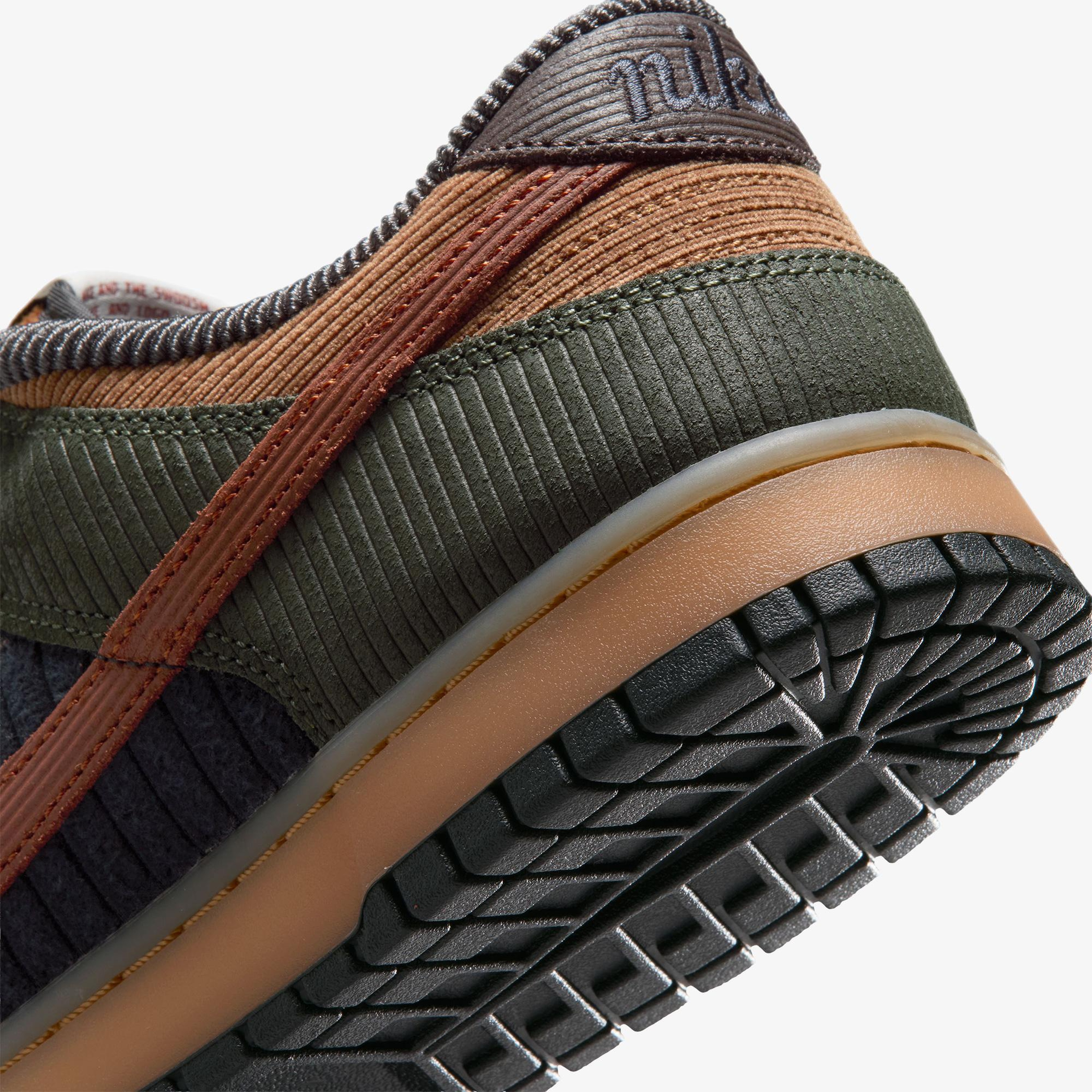 Nike Dunk Low Retro Premium Erkek Kahverengi Spor Ayakkabı