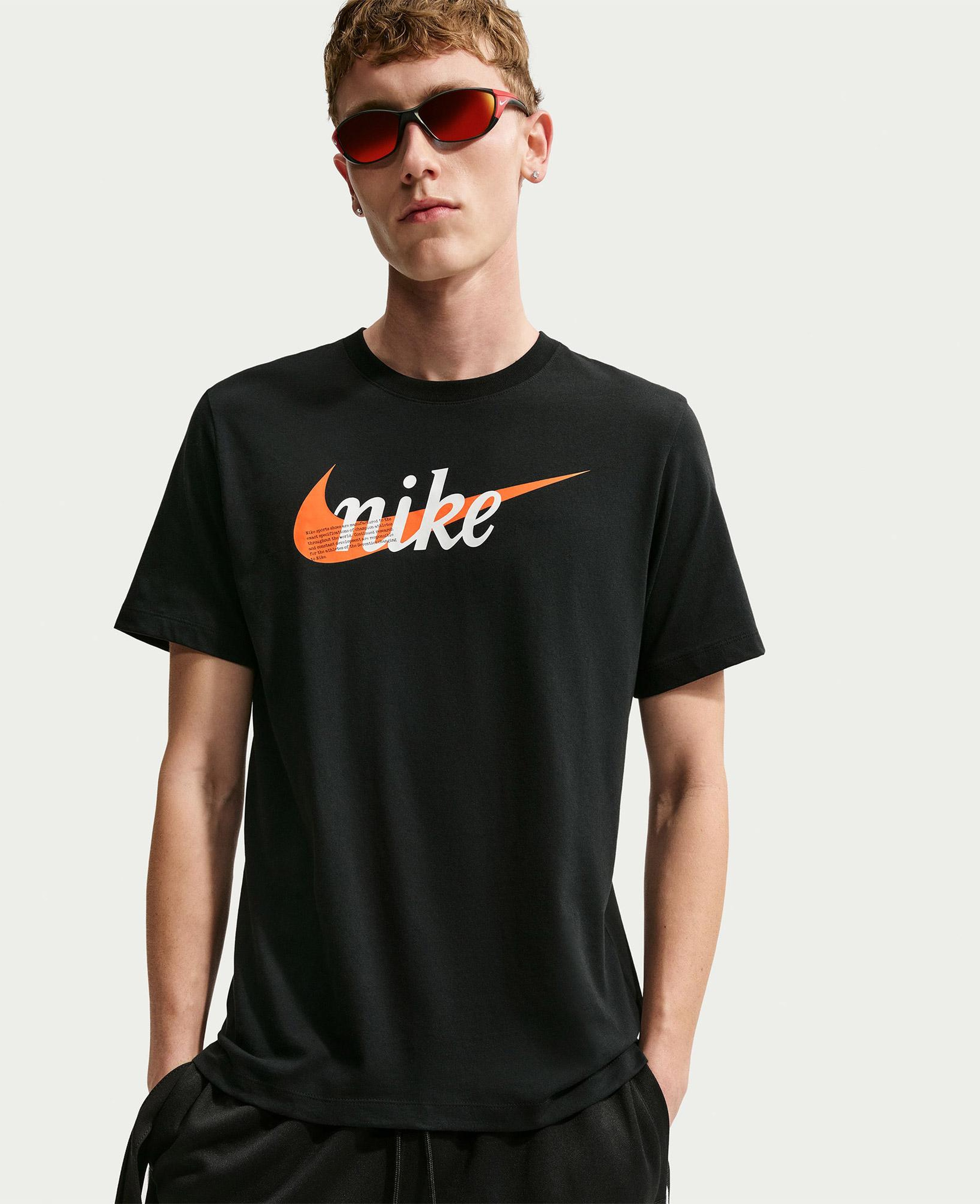 Nike Sportswear Club Brand Erkek Siyah T-Shirt