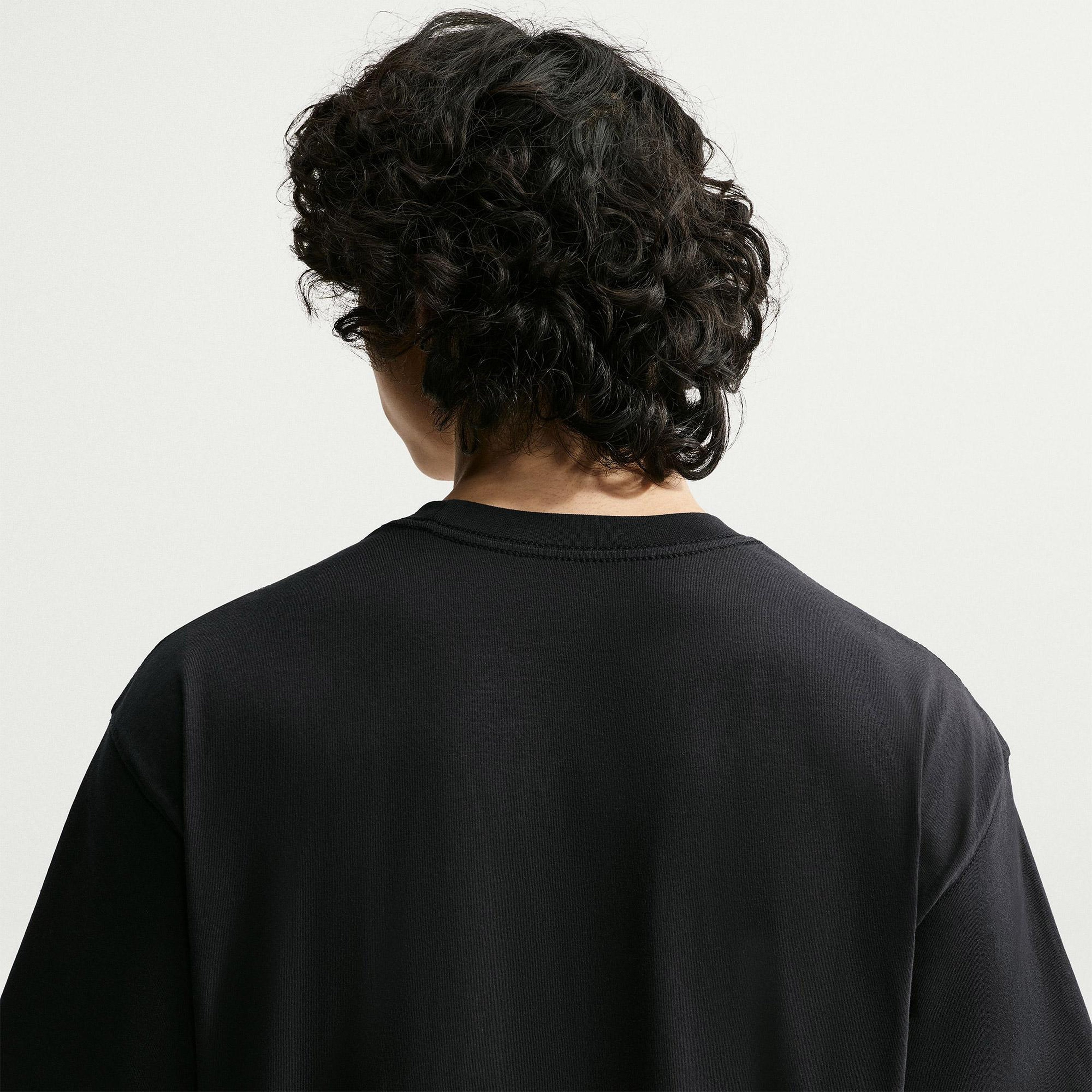 Nike Sportswear Loose Ball Erkek Siyah T-Shirt