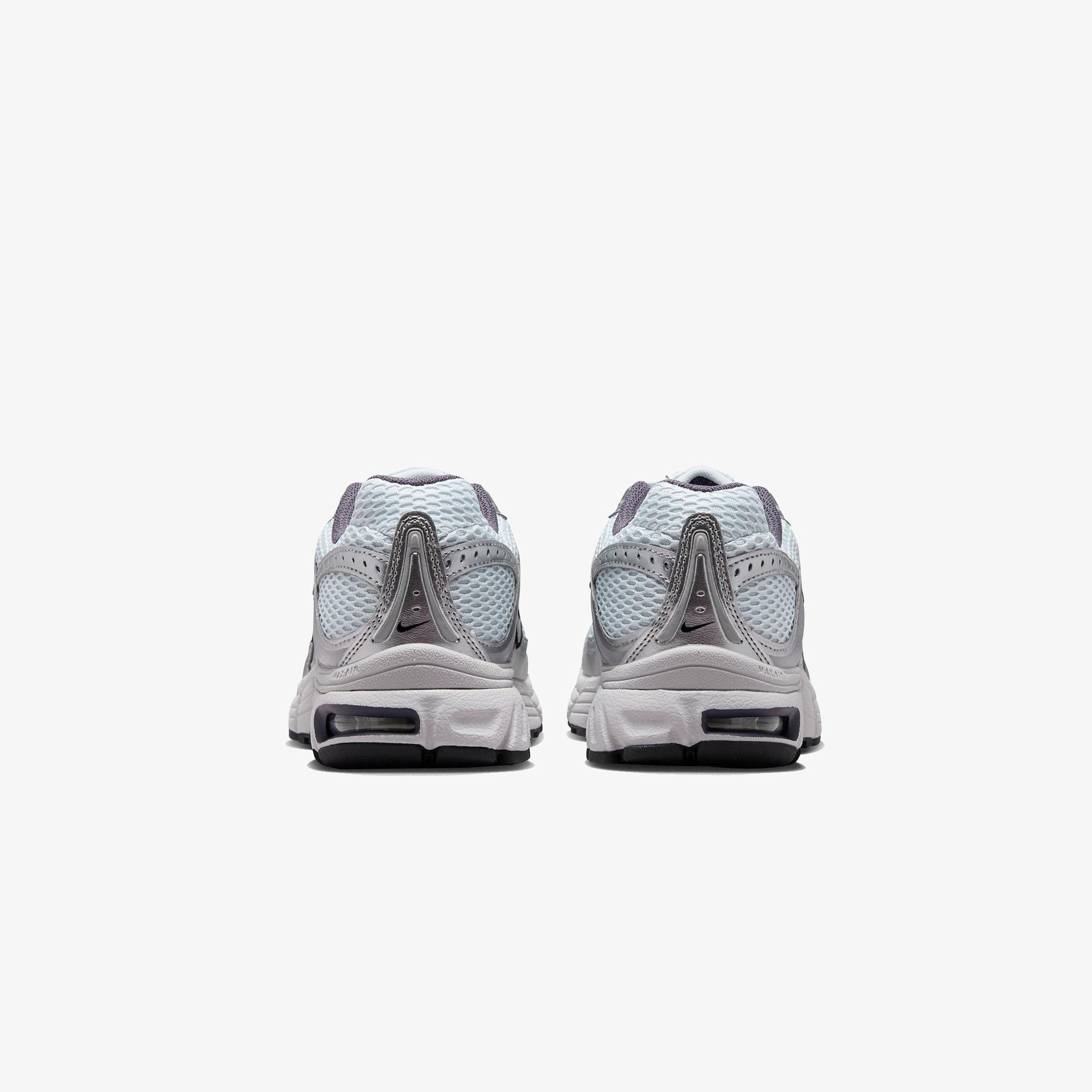 Nike Air Max Moto 2K Kadın Gri Spor Ayakkabı