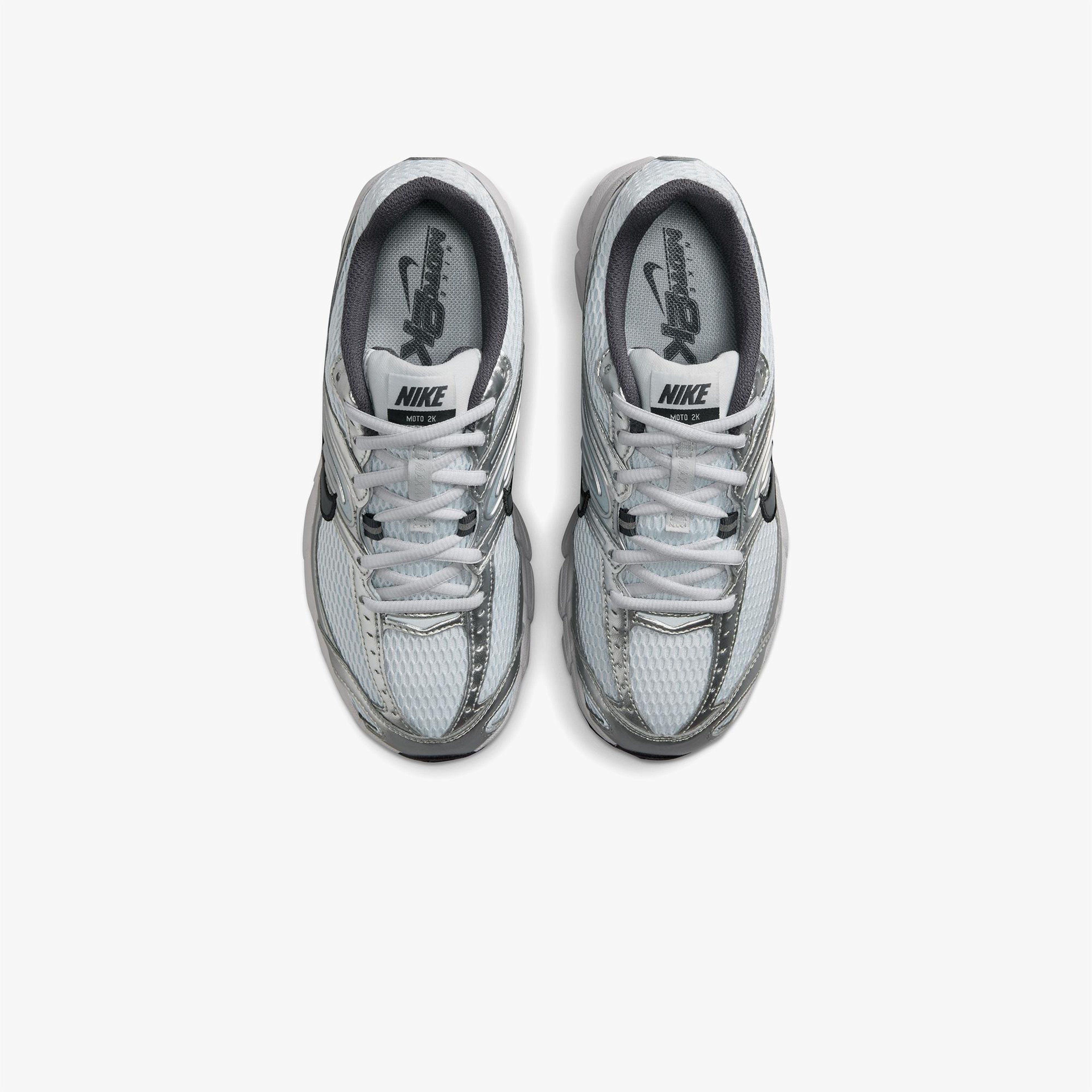Nike Air Max Moto 2K Kadın Gri Spor Ayakkabı
