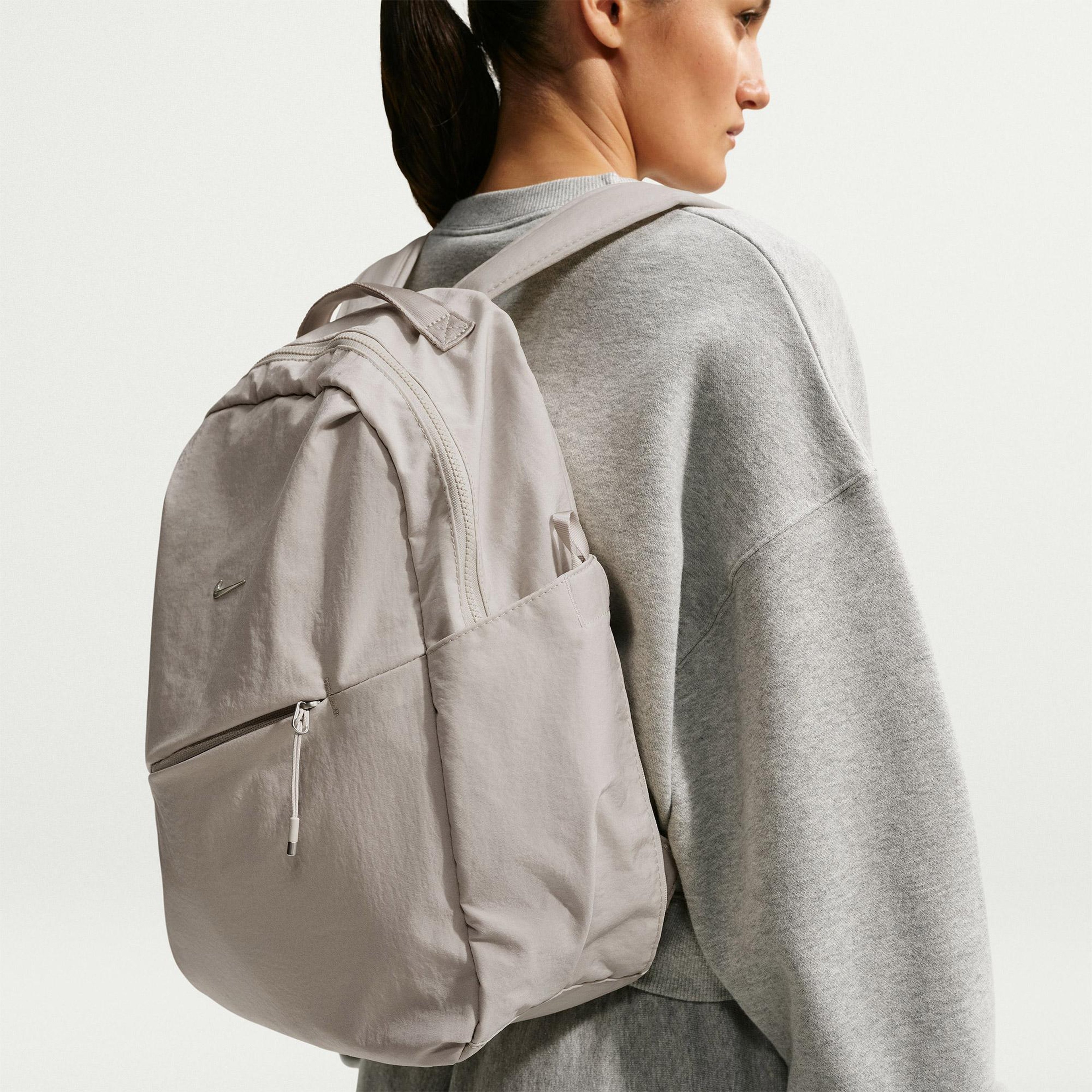 Nike Aura Unisex Krem Rengi Sırt Çantası