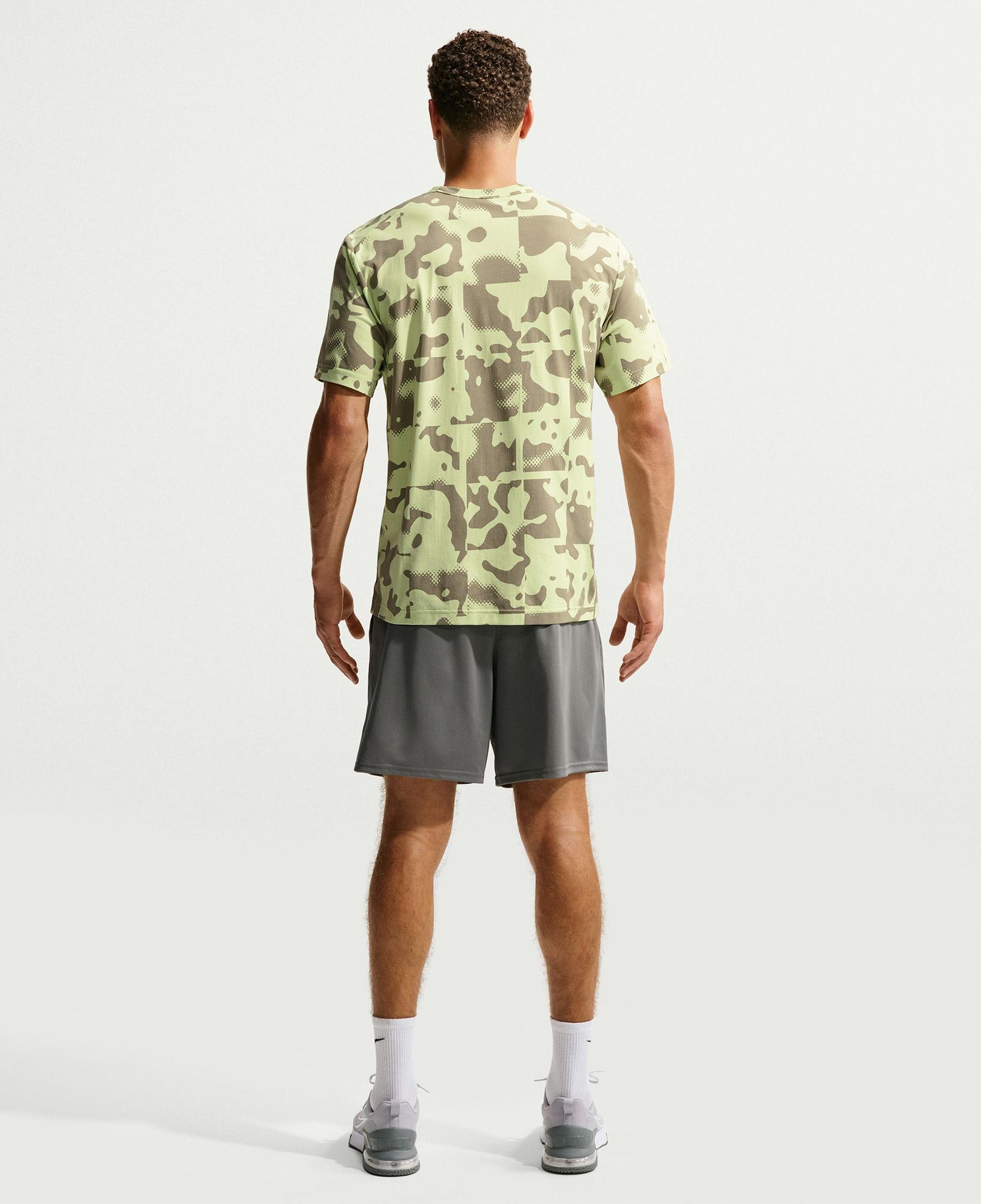 Nike Dri-Fit Flex 18 cm Erkek Gri Şort