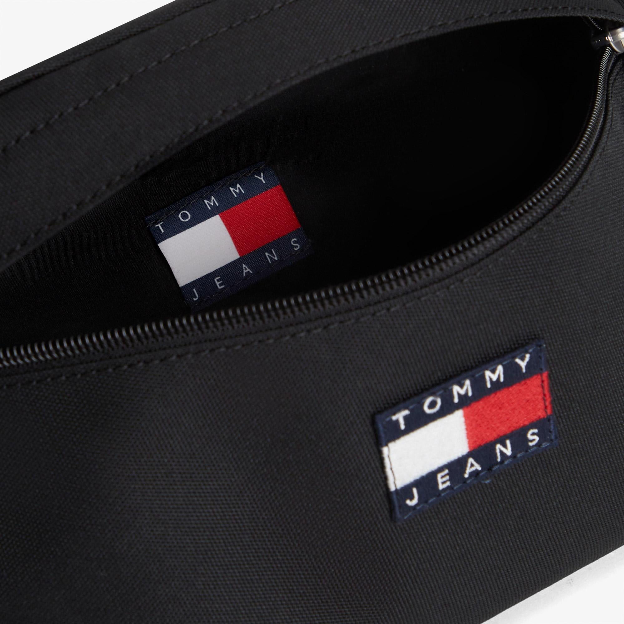 Tommy Hilfiger Essential Daily Bumbag Erkek Siyah Bel Çantası