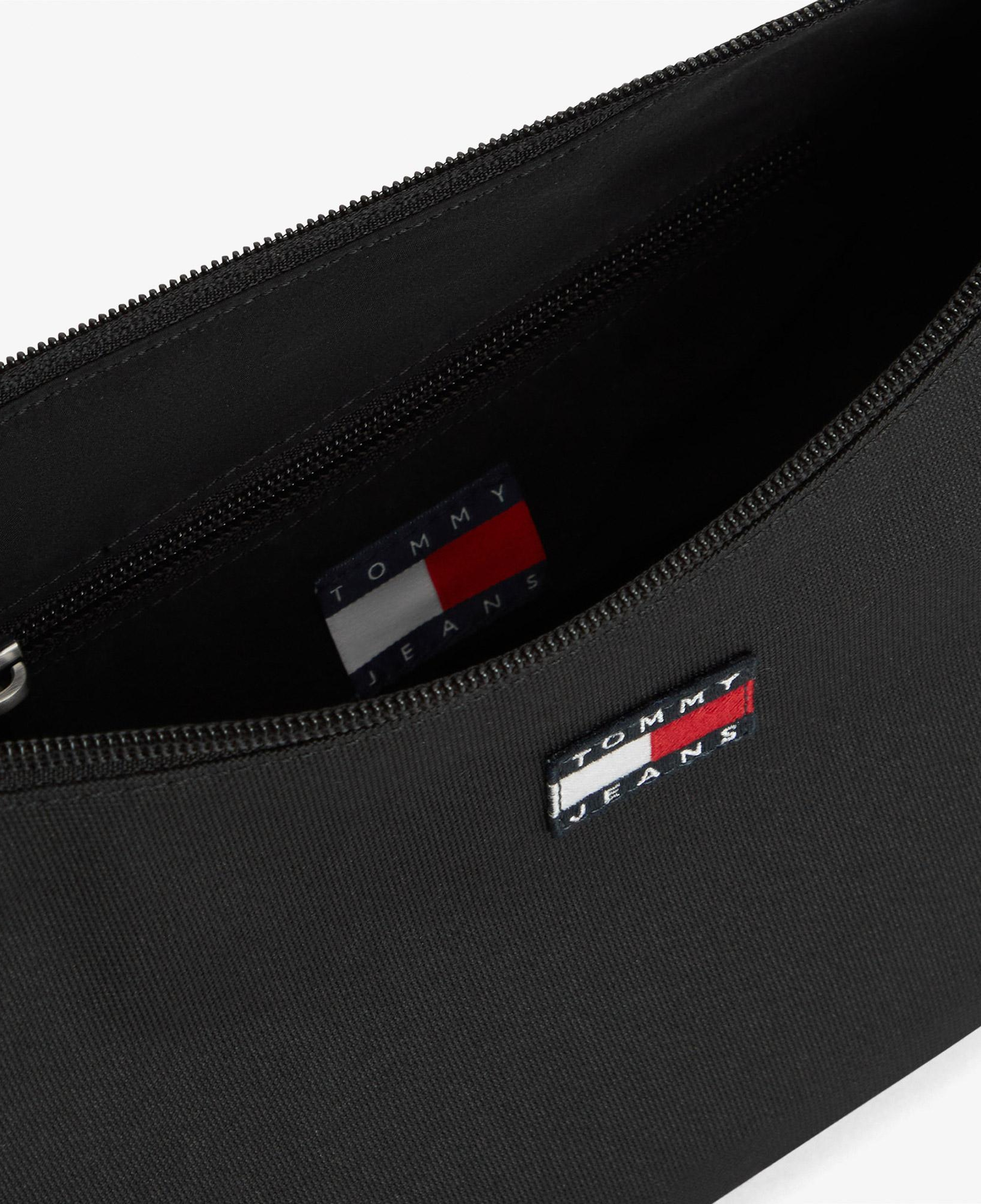 Tommy Hilfiger Essential Daily Kadın Siyah El Çantası