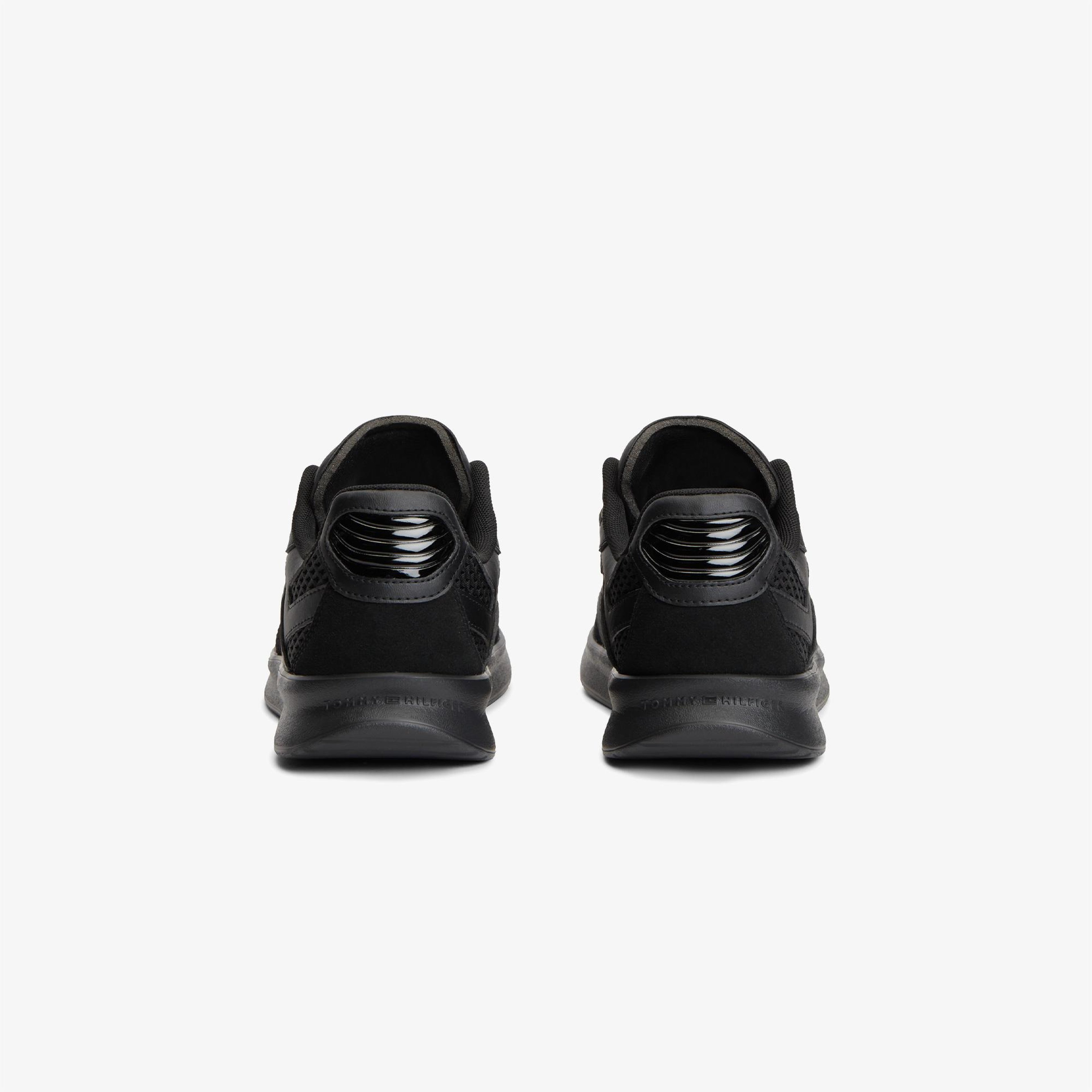 Tommy Hilfiger Lightweight Runner Monocolor Erkek Siyah Sneaker