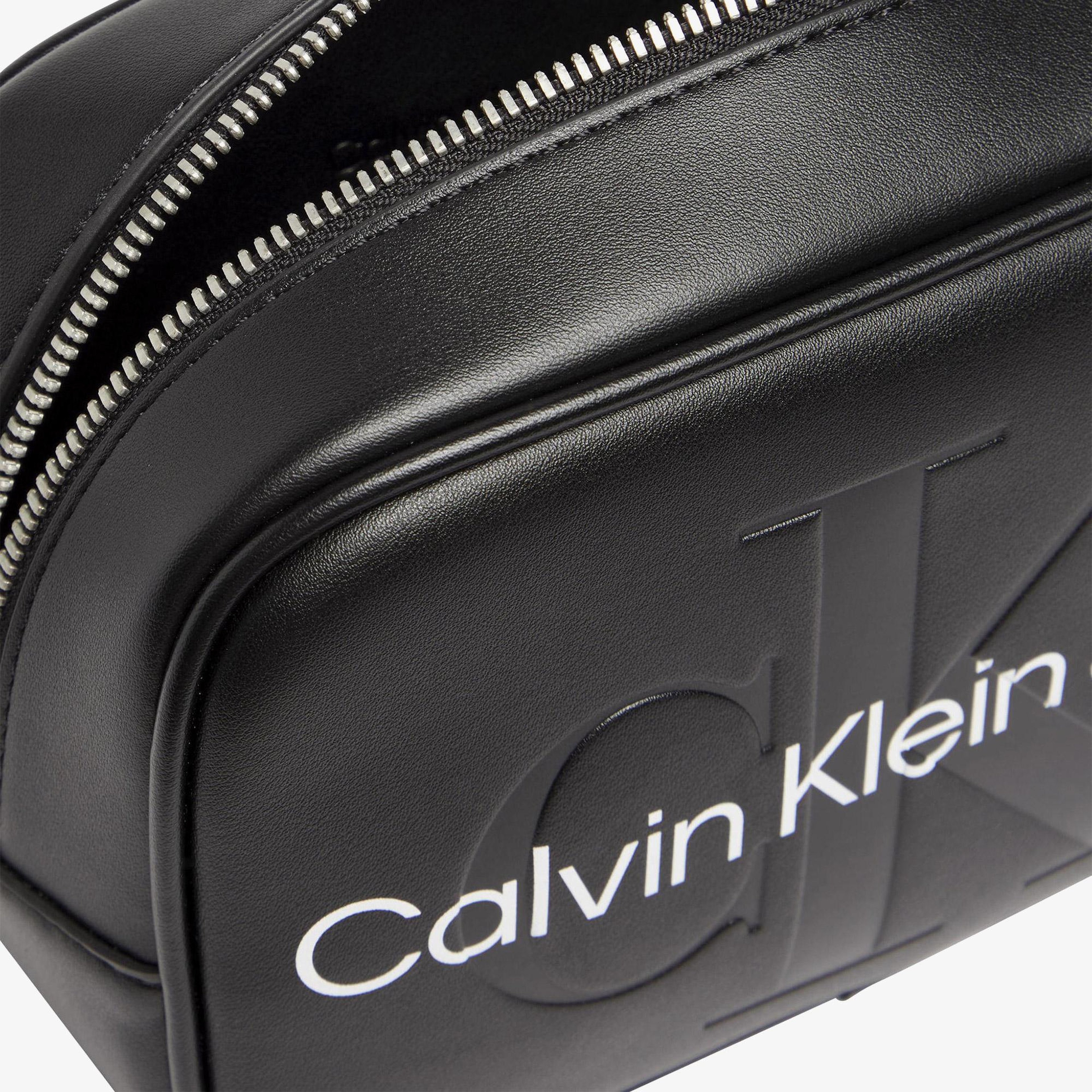 Calvin Klein Kadın Siyah Omuz Çantası