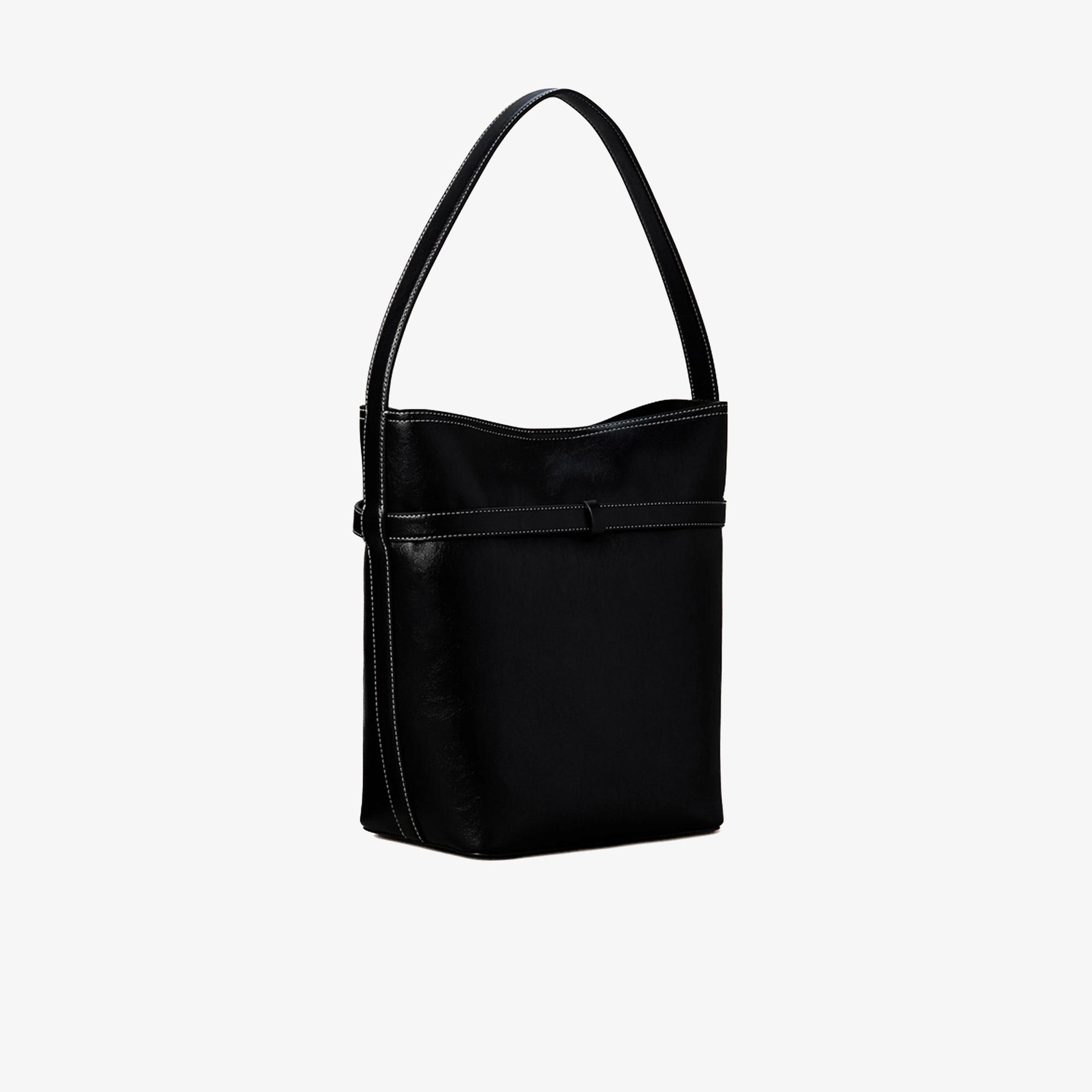 Calvin Klein Buckle Medium Bucket Kadın Siyah El Çantası