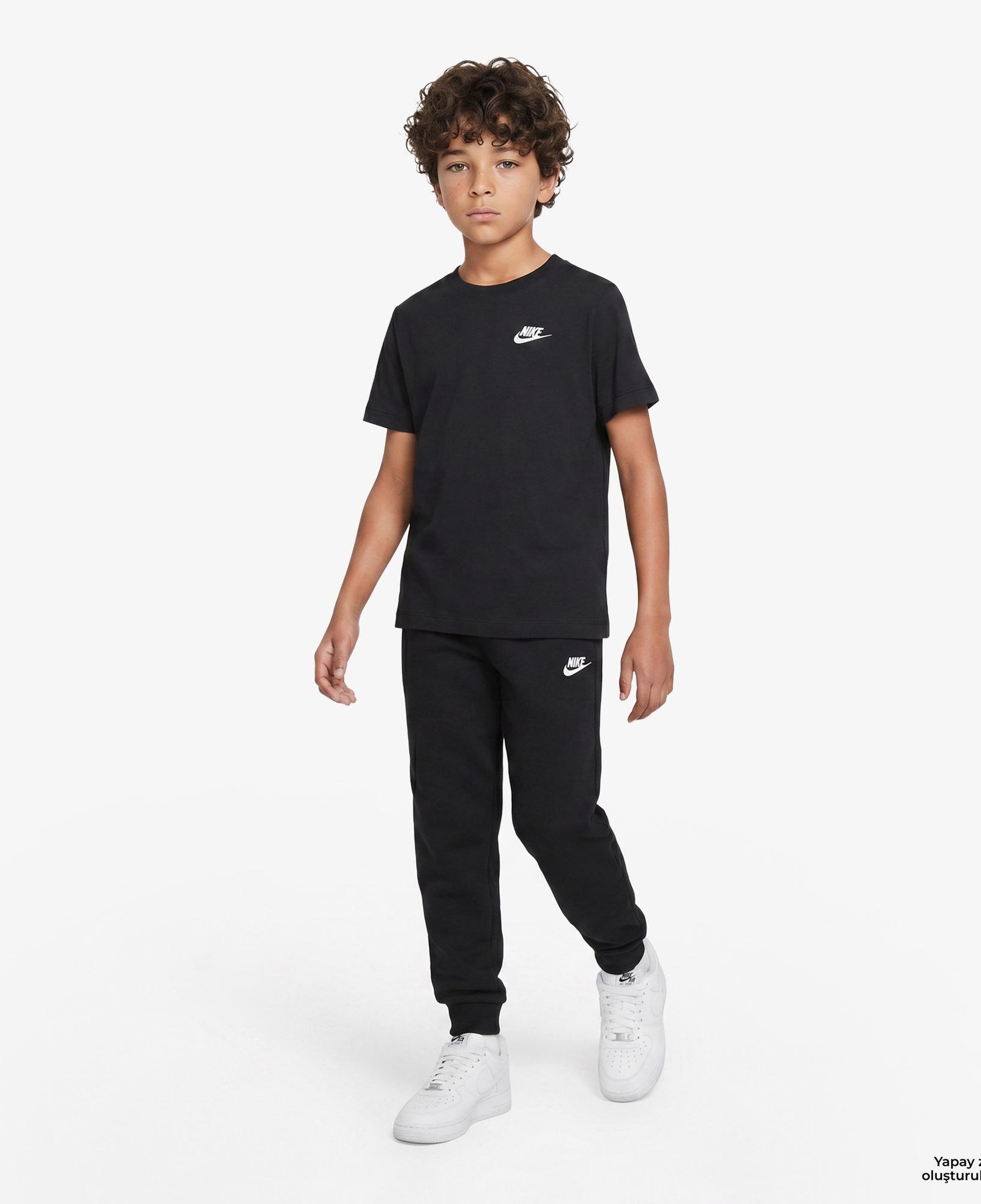 Nike Sportswear Futura Çocuk Siyah T-Shirt