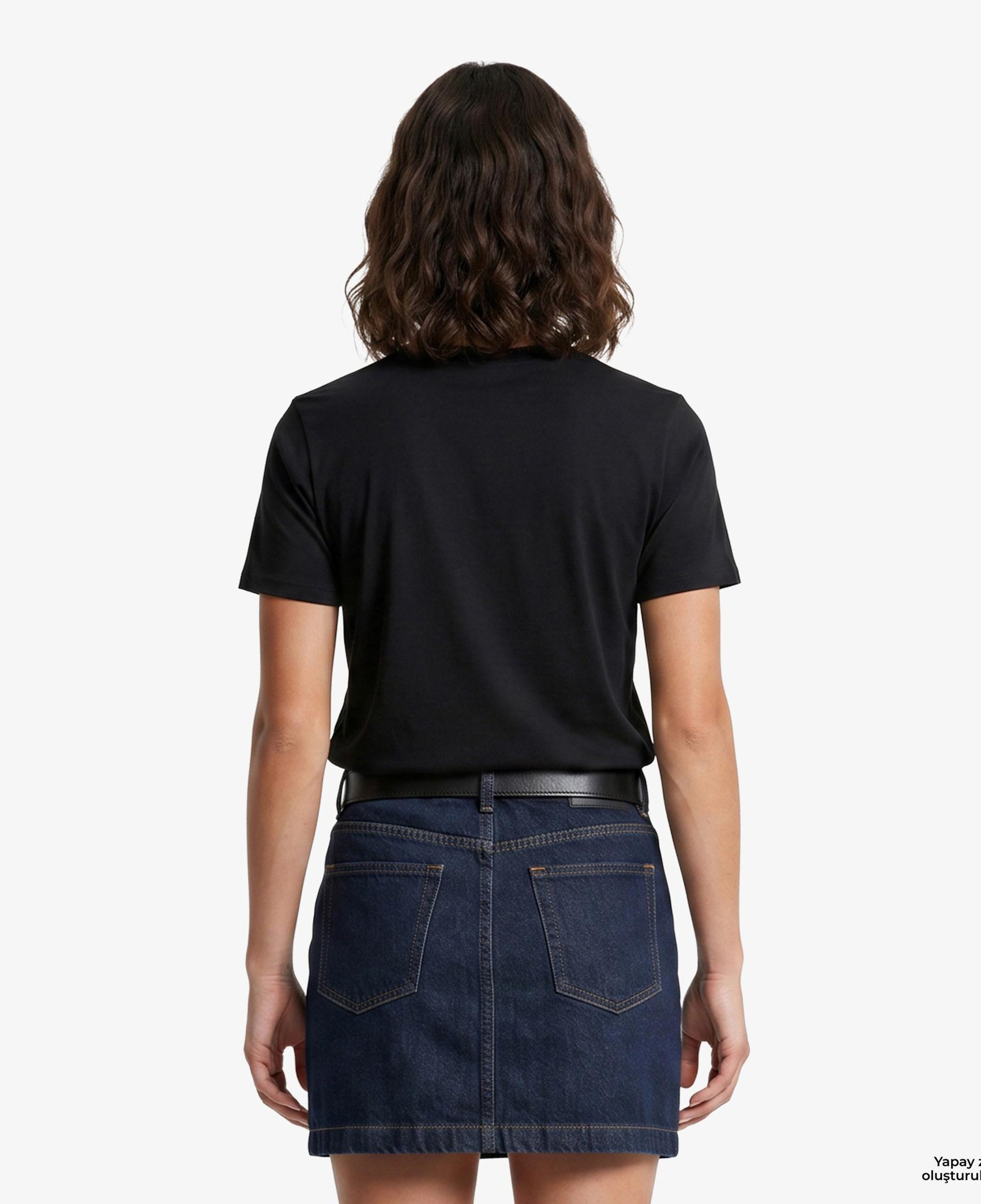 Calvin Klein Classic Foil Monologo Kadın Siyah T-Shirt