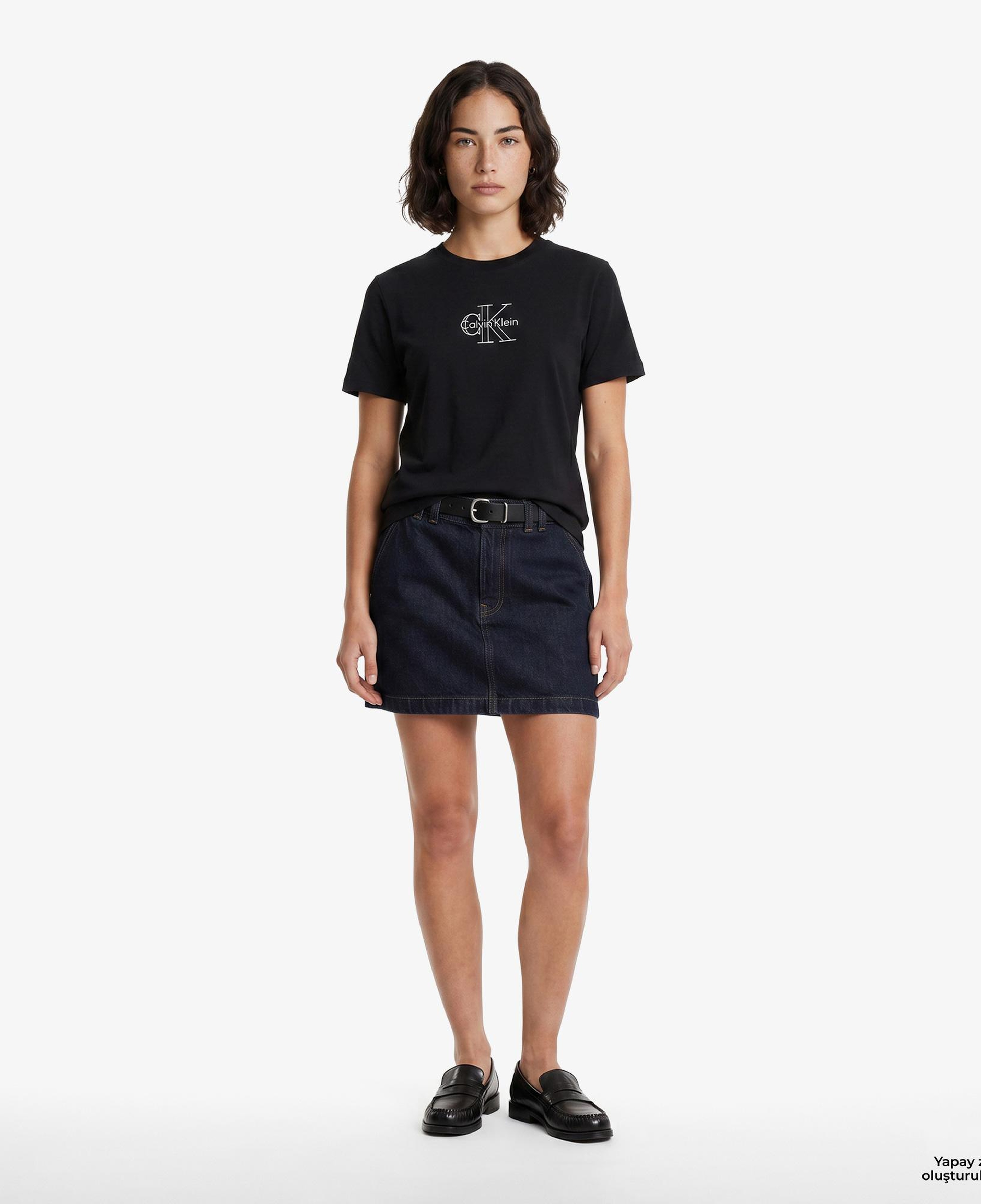 Calvin Klein Classic Foil Monologo Kadın Siyah T-Shirt