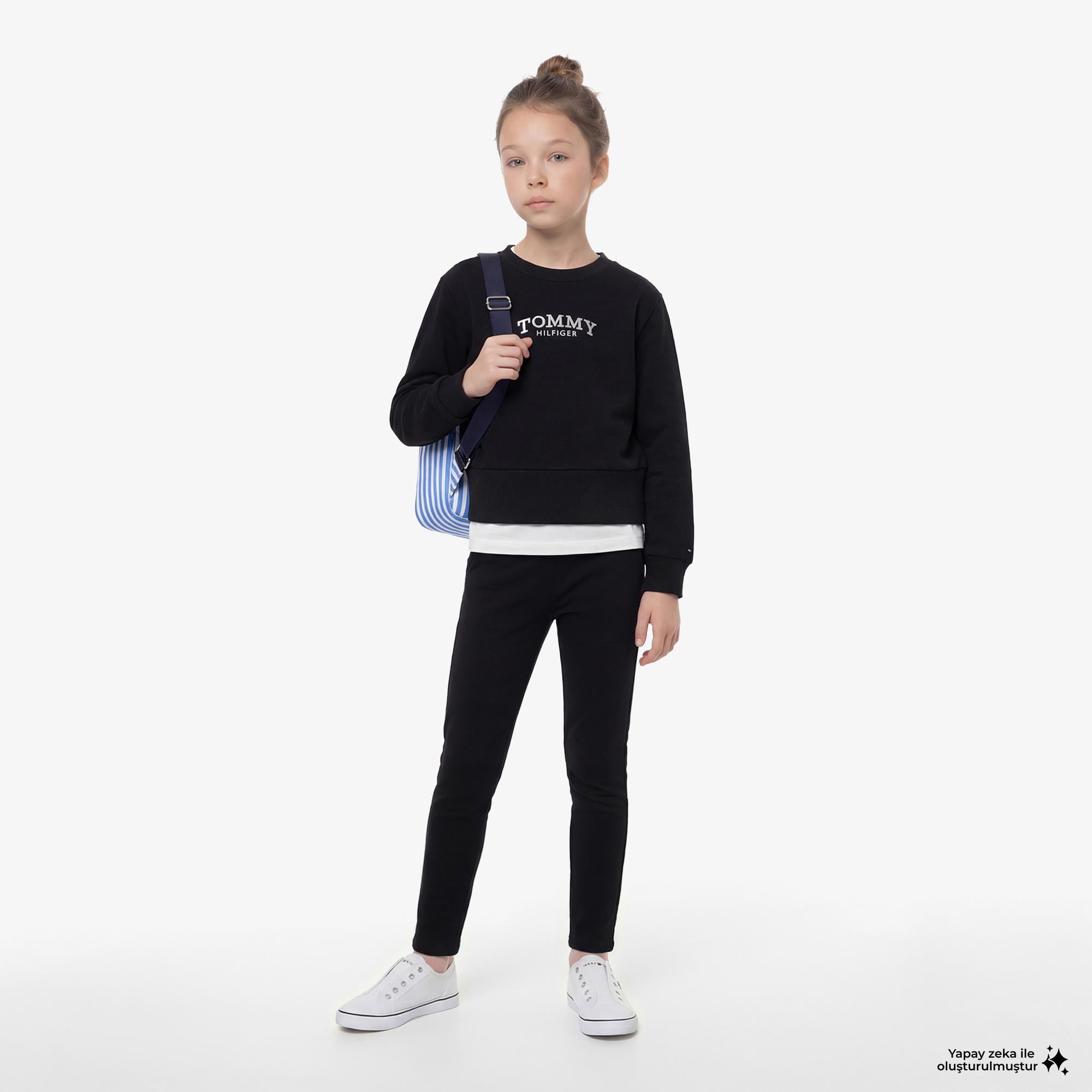 Tommy Hilfiger Essentials Çocuk Siyah Eşofman Takımı