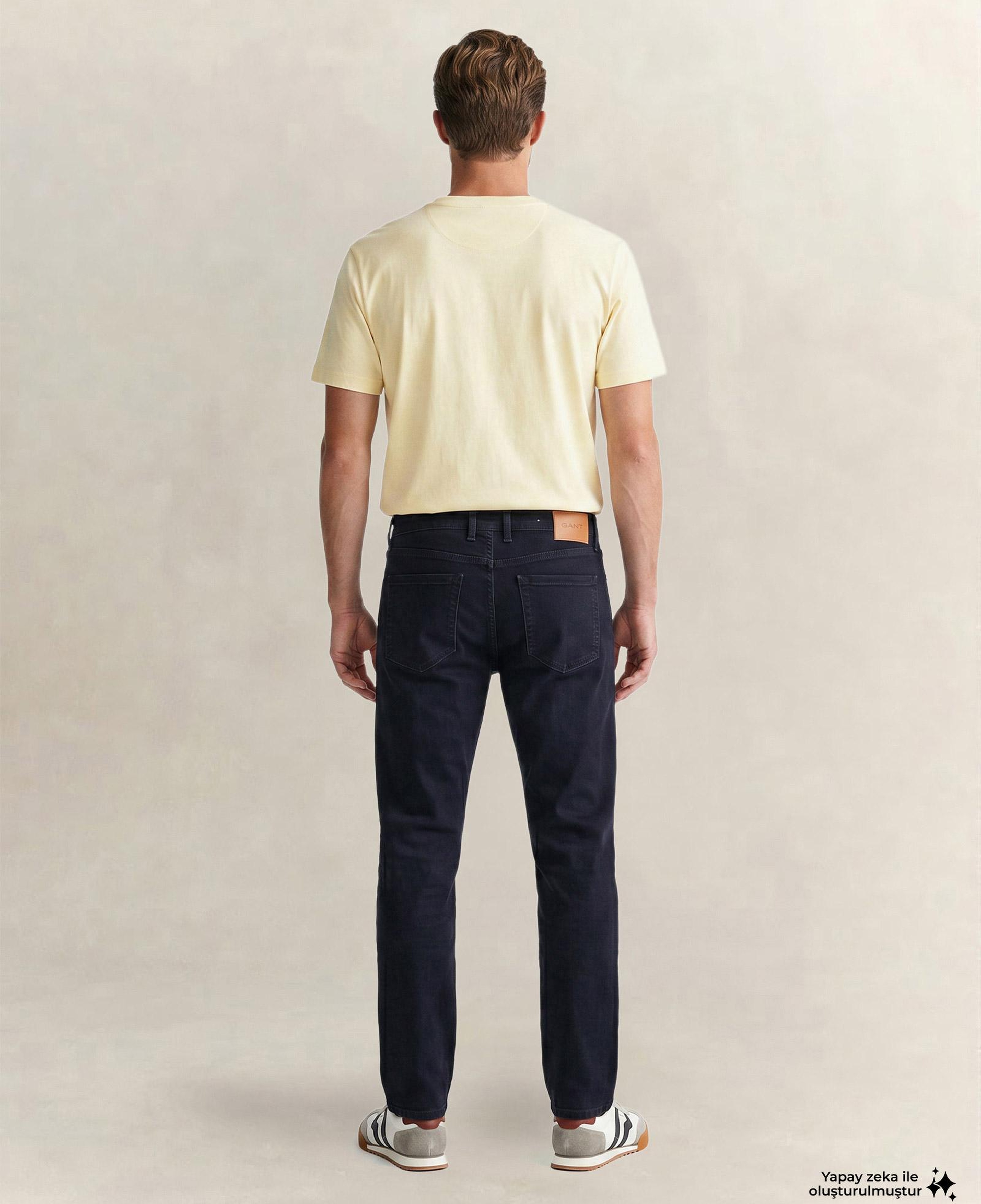 GANT Erkek Lacivert Regular Fit Logolu Jean