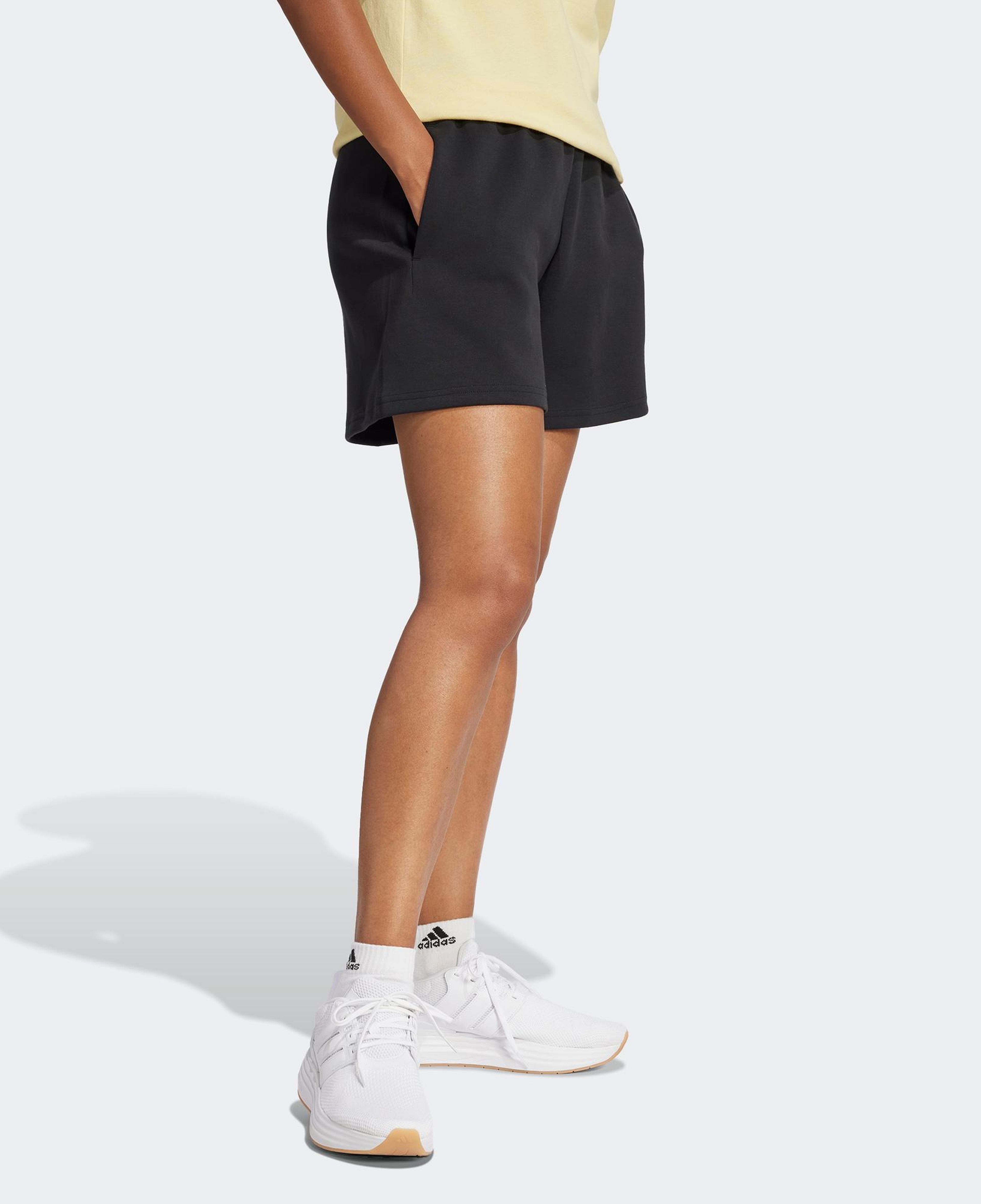 adidas Future Icons Small Logo Kadın Siyah Şort
