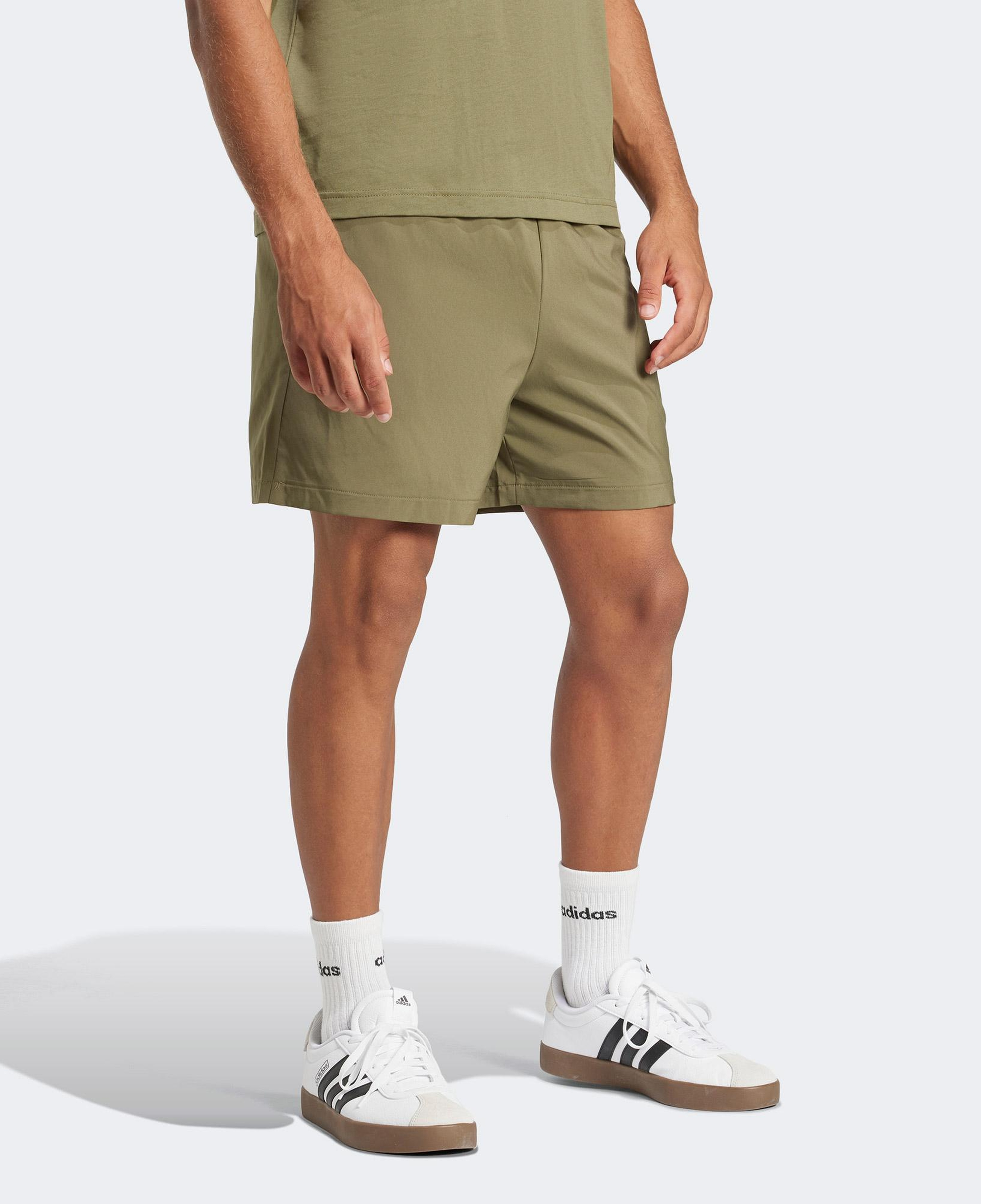 adidas Essentials Small Logo Chelsea Erkek Yeşil Şort