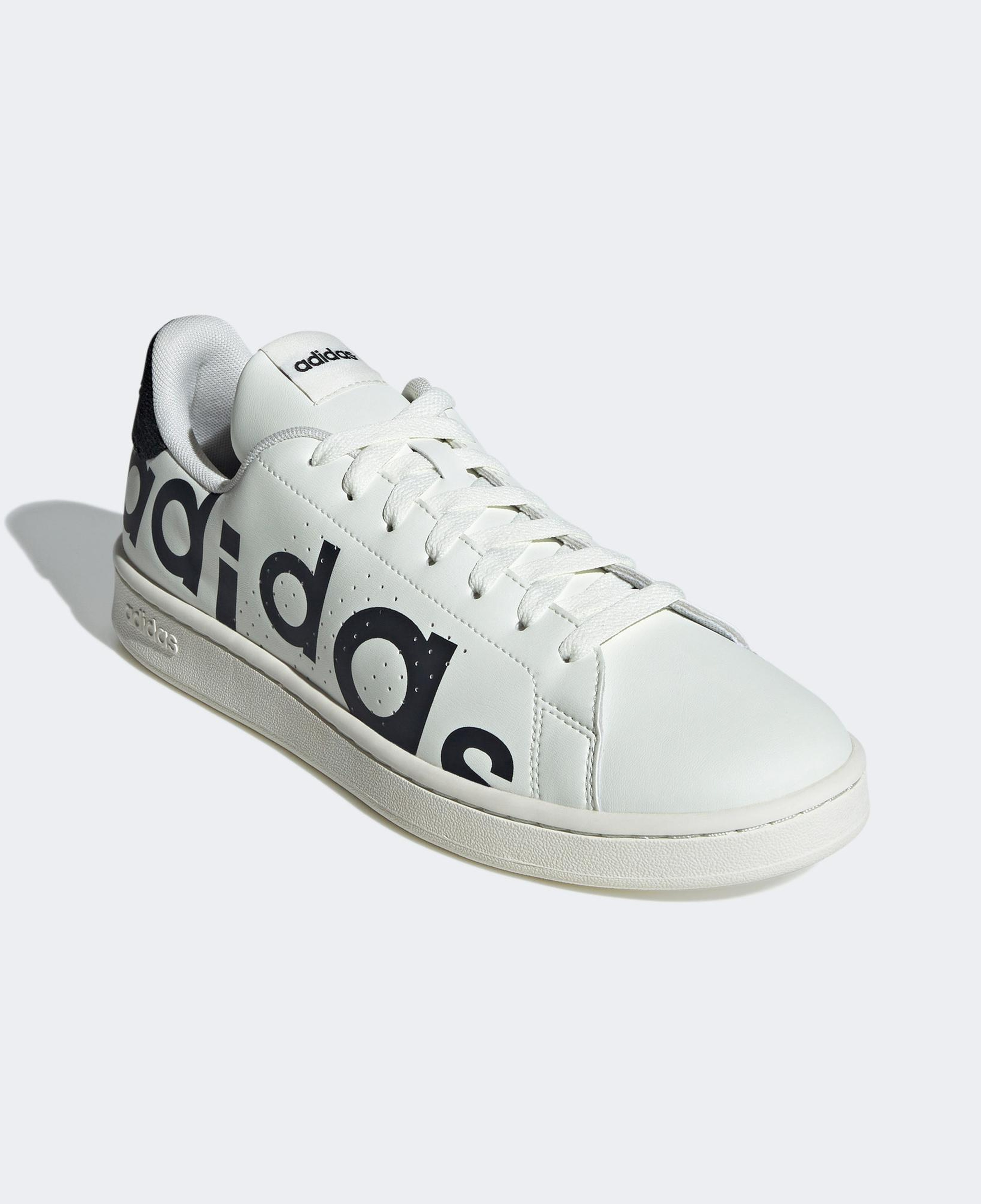 adidas Advantage Erkek Beyaz Günlük Spor Ayakkabı