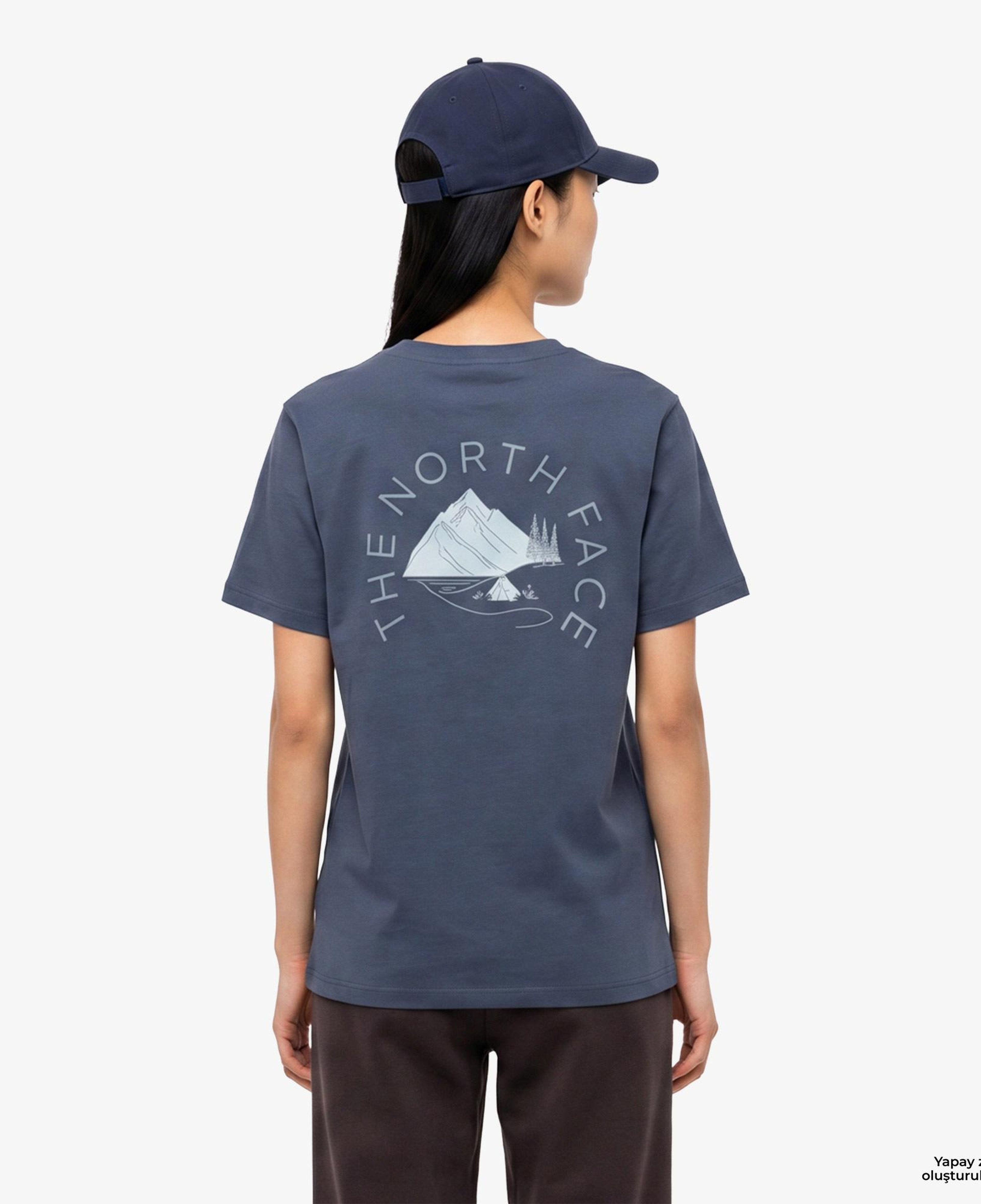 The North Face Monte Regular Kadın Gri T-Shirt