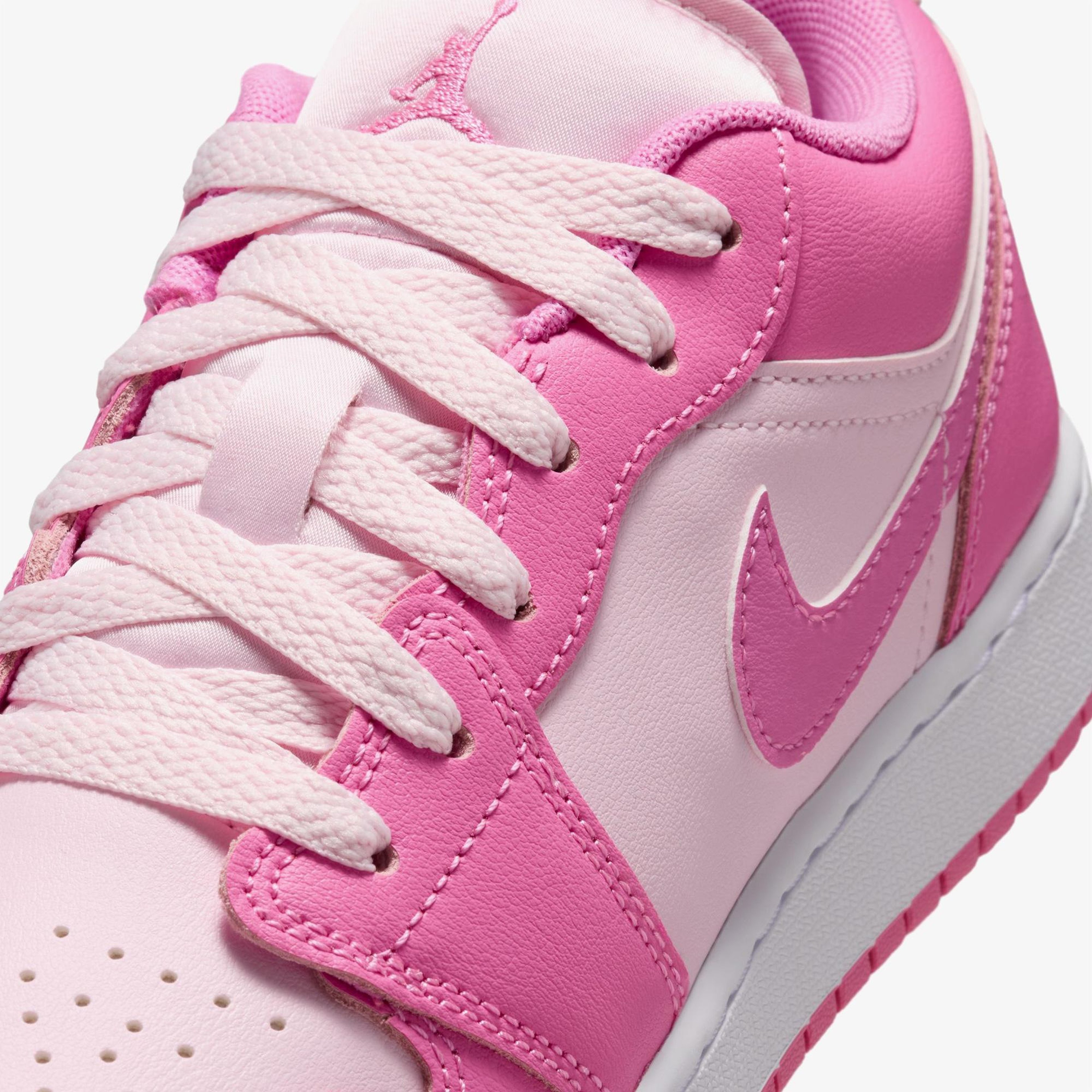 Jordan Air 1 Low Pembe Spor Ayakkabı