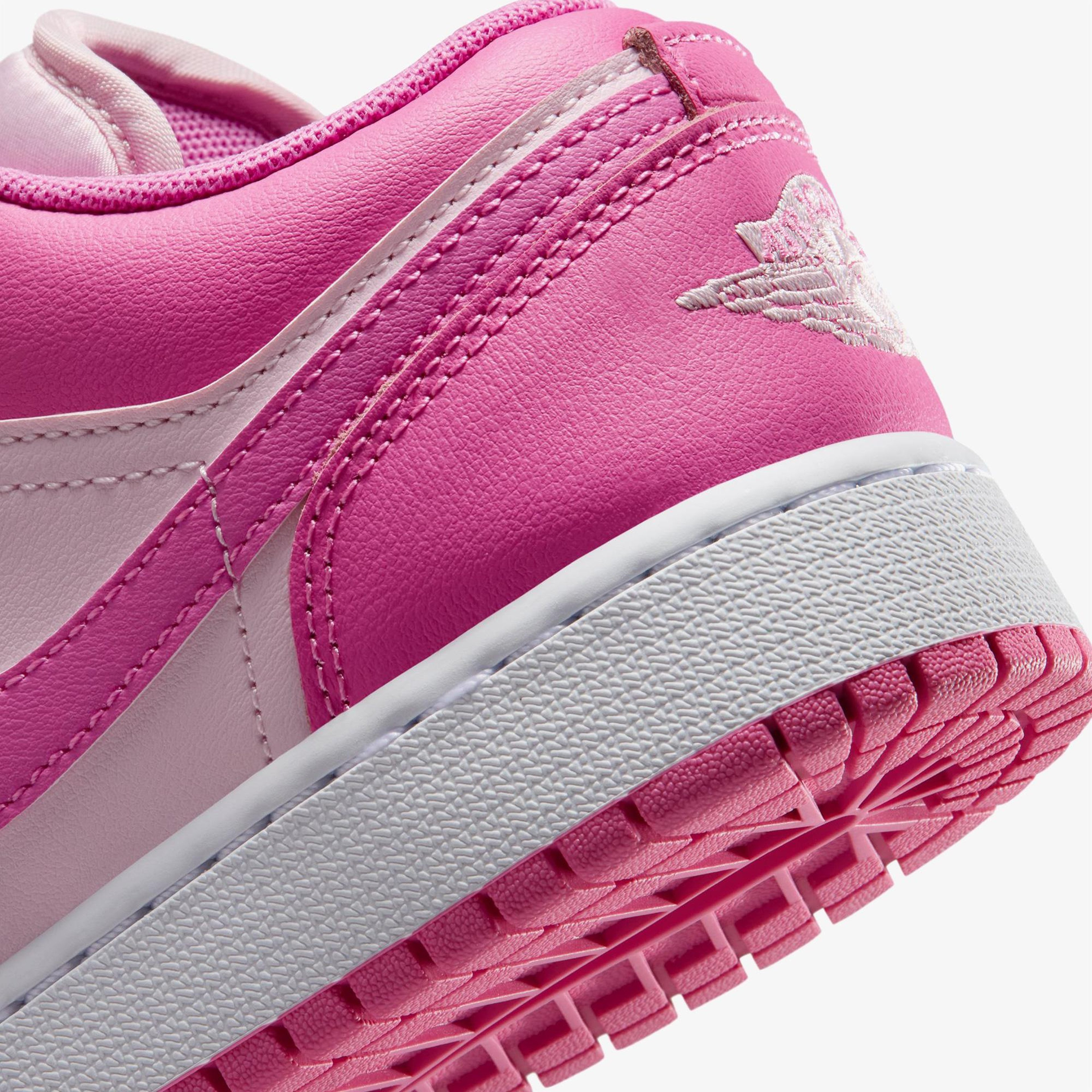 Jordan Air 1 Low Pembe Spor Ayakkabı