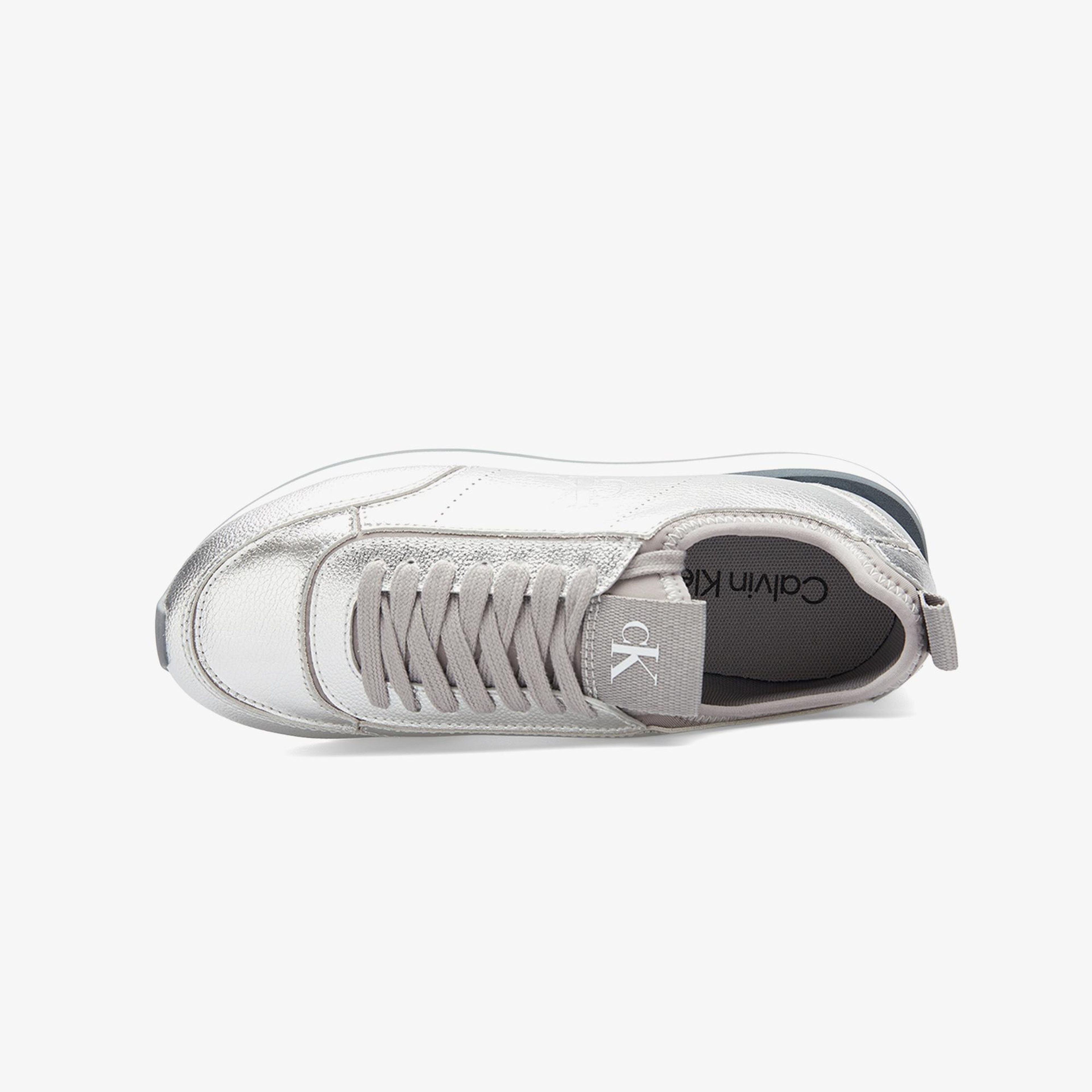 Calvin Klein Retro Runner Metallic Kadın Gri Sneaker