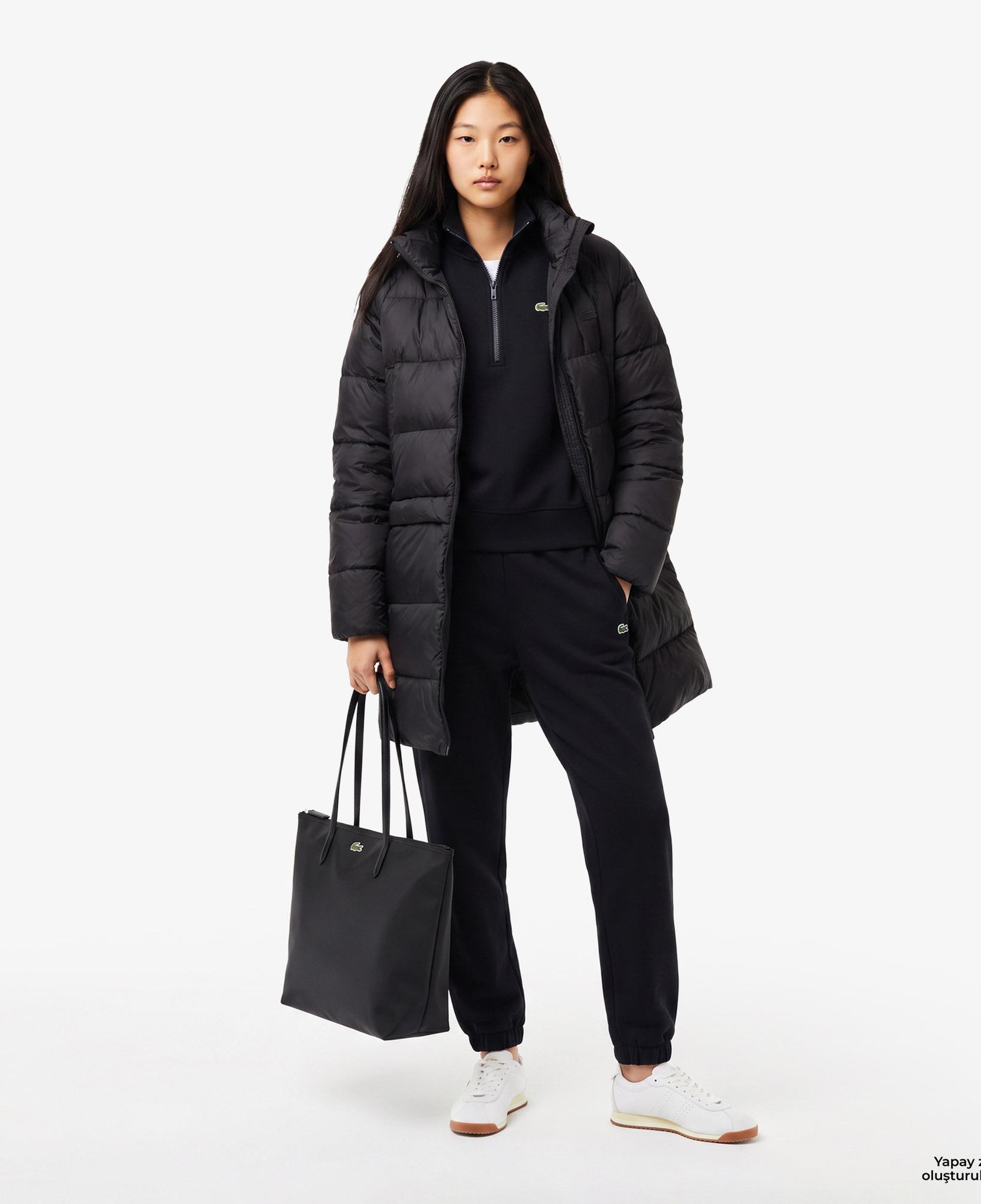 Kadın Relaxed Fit Dik Yaka Siyah Mont