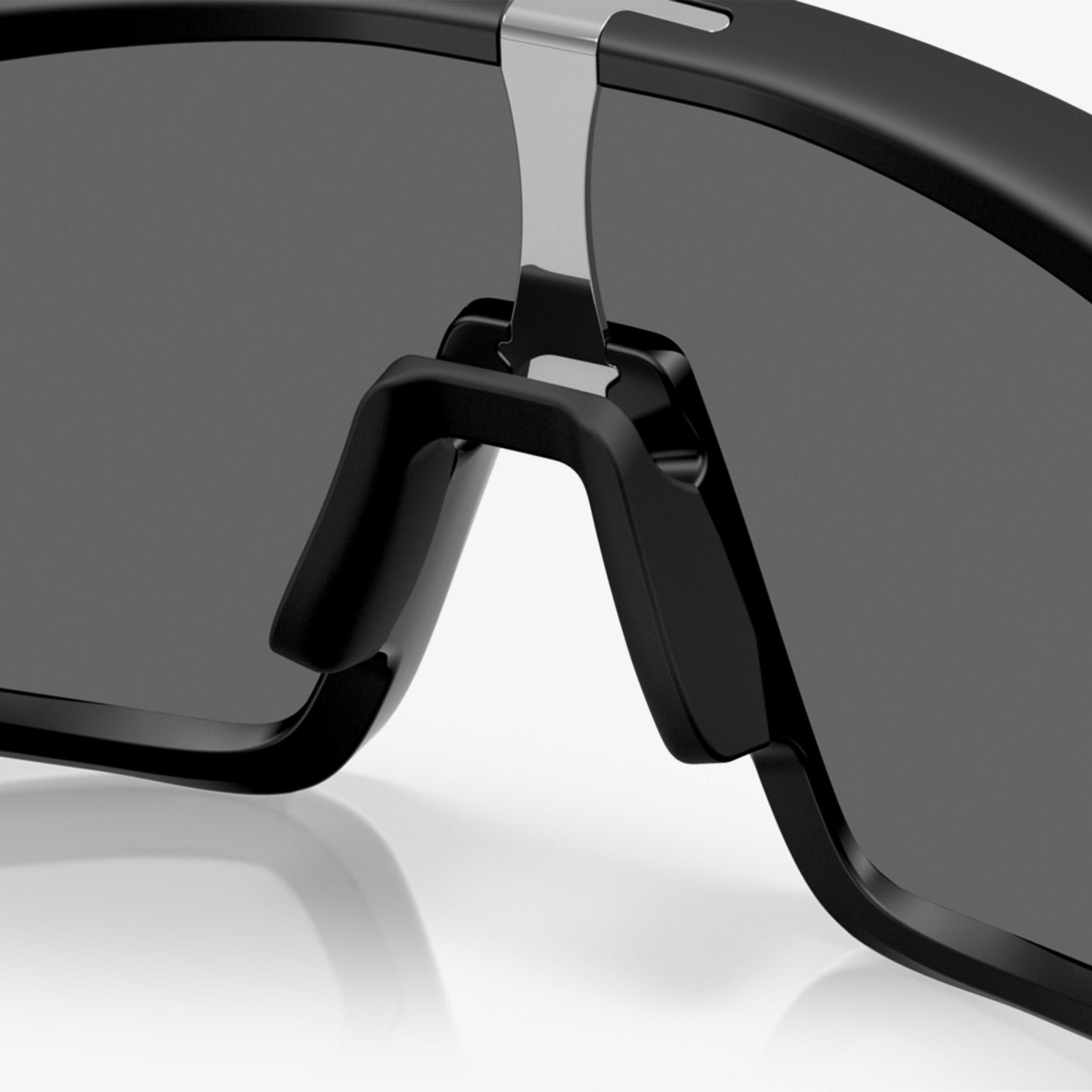 Oakley RSLV OO9484D Unisex Siyah Güneş Gözlüğü