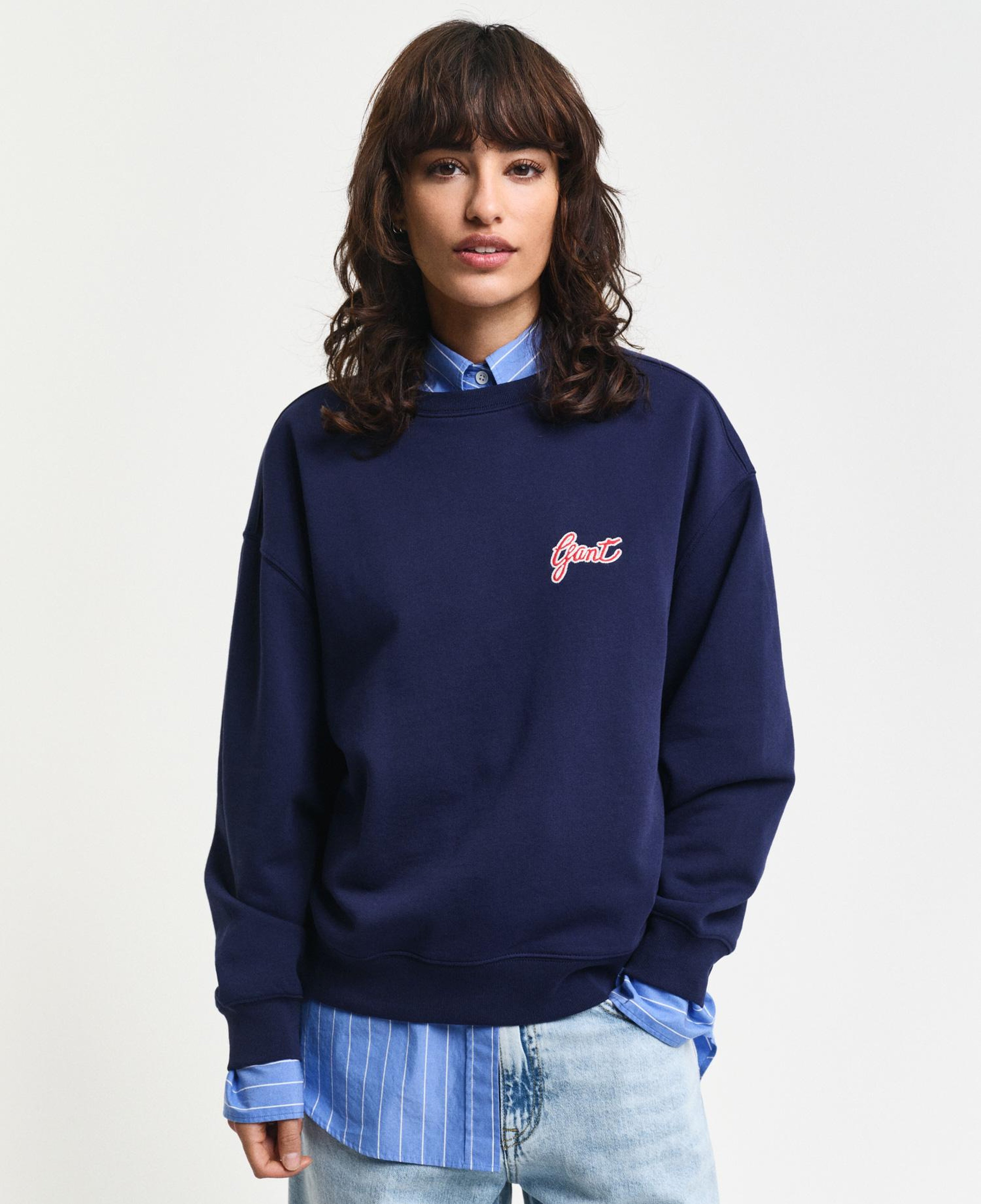 GANT Kadın Lacivert Loose Fit Bisiklet Yaka Logolu Sweatshirt