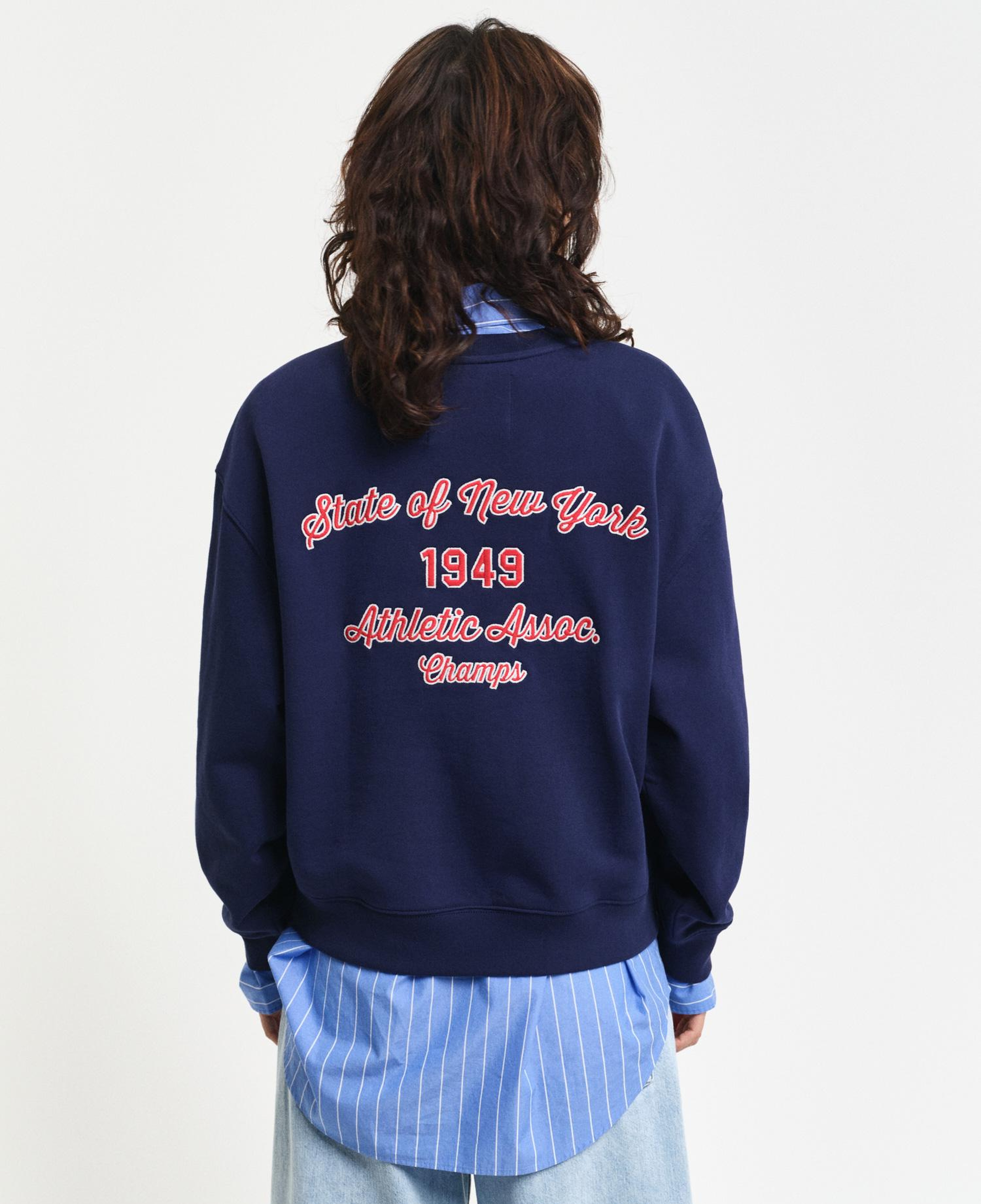 GANT Kadın Lacivert Loose Fit Bisiklet Yaka Logolu Sweatshirt