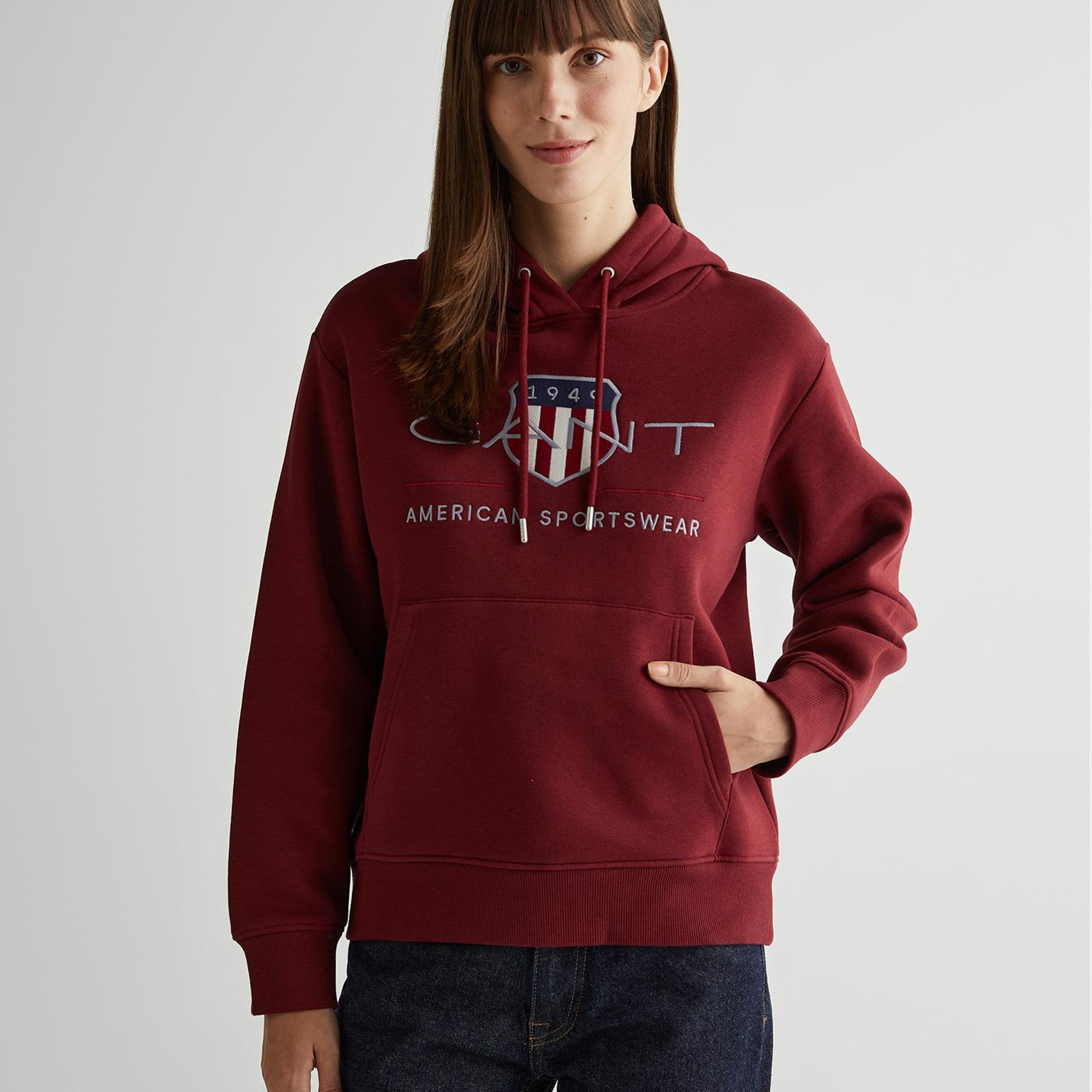 GANT Kadın Bordo Relaxed Fit Kapüşonlu Logolu Sweatshirt
