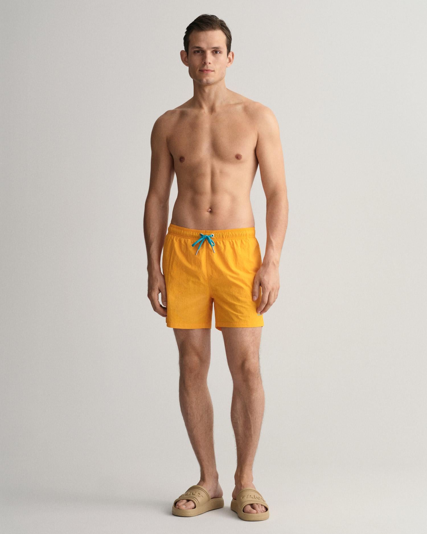 GANT Erkek Turuncu Classic Fit Deniz Şortu