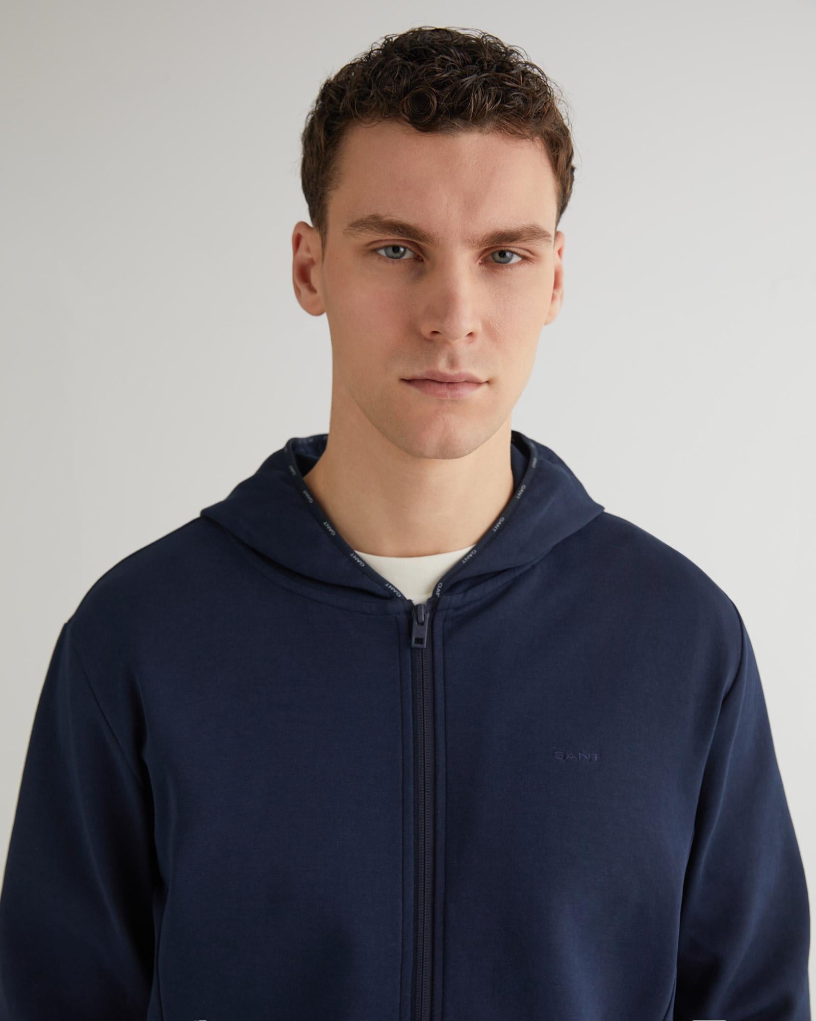 GANT Erkek Lacivert Regular Fit Fermuarlı Logolu Sweatshirt