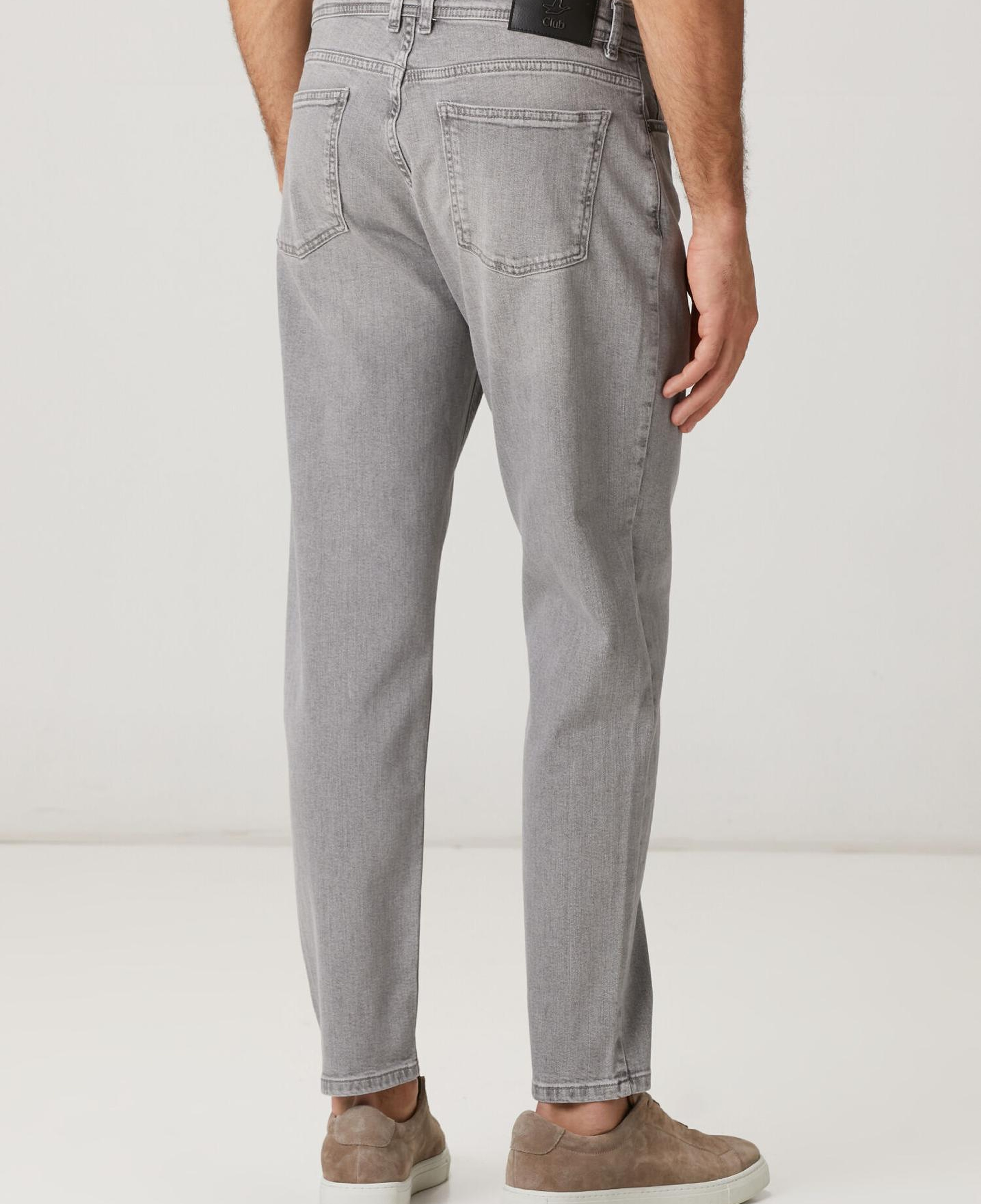 Beymen Club Erkek Tapered Fit Gri Yıkamalı Jean Pantolon