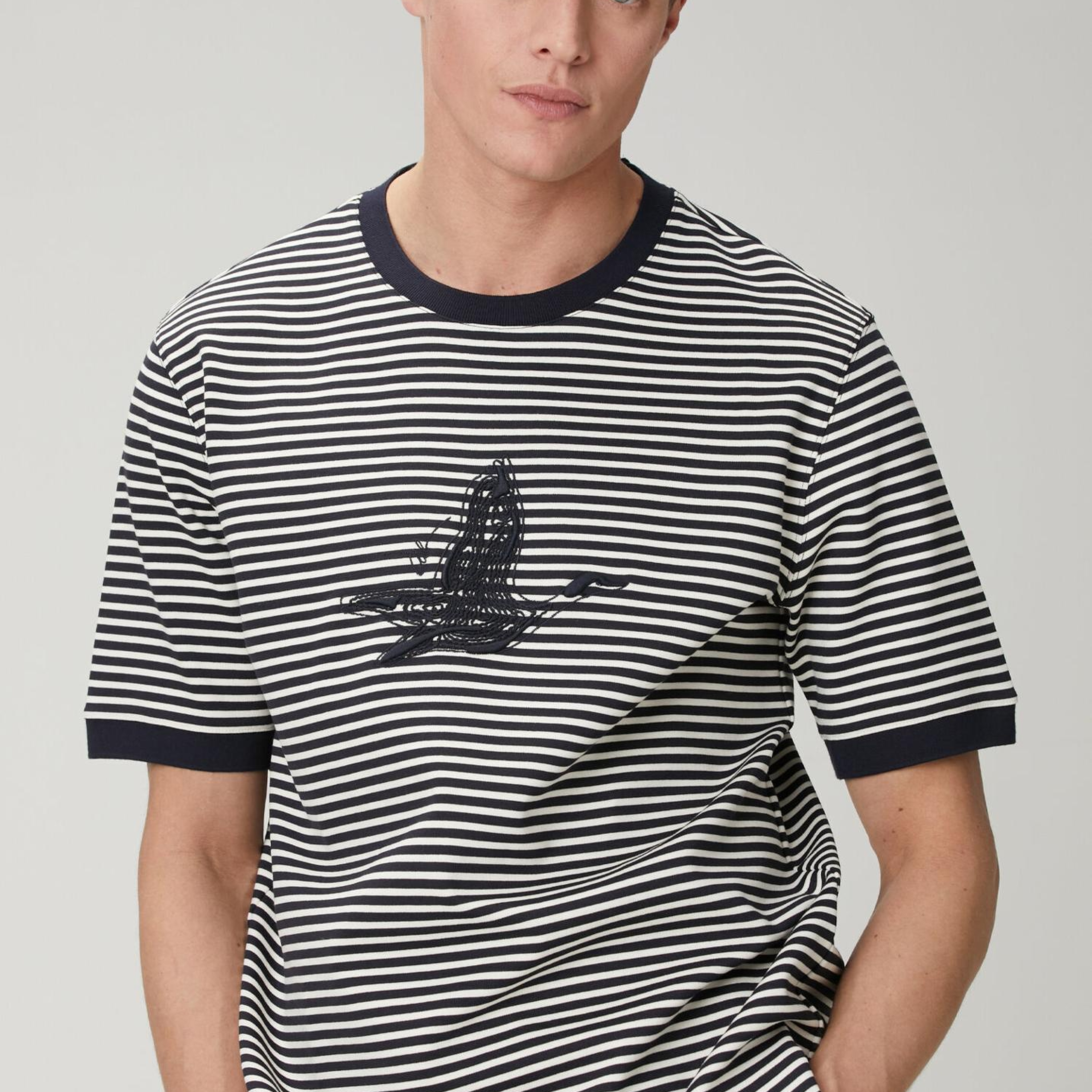 Beymen Club Erkek Lacivert Beyaz Relax Fit Logolu Çizgili T-shirt